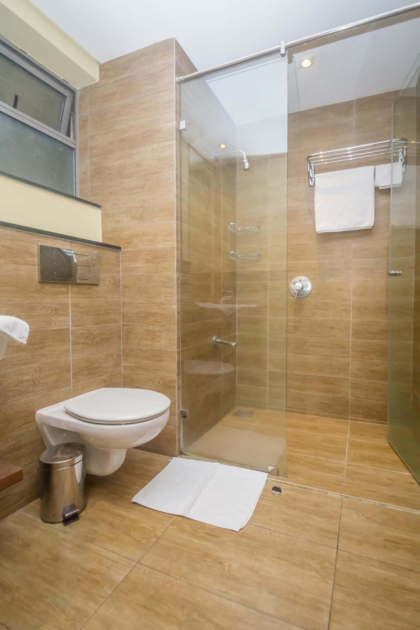 Two-Bedroom Apartment - Photo 4