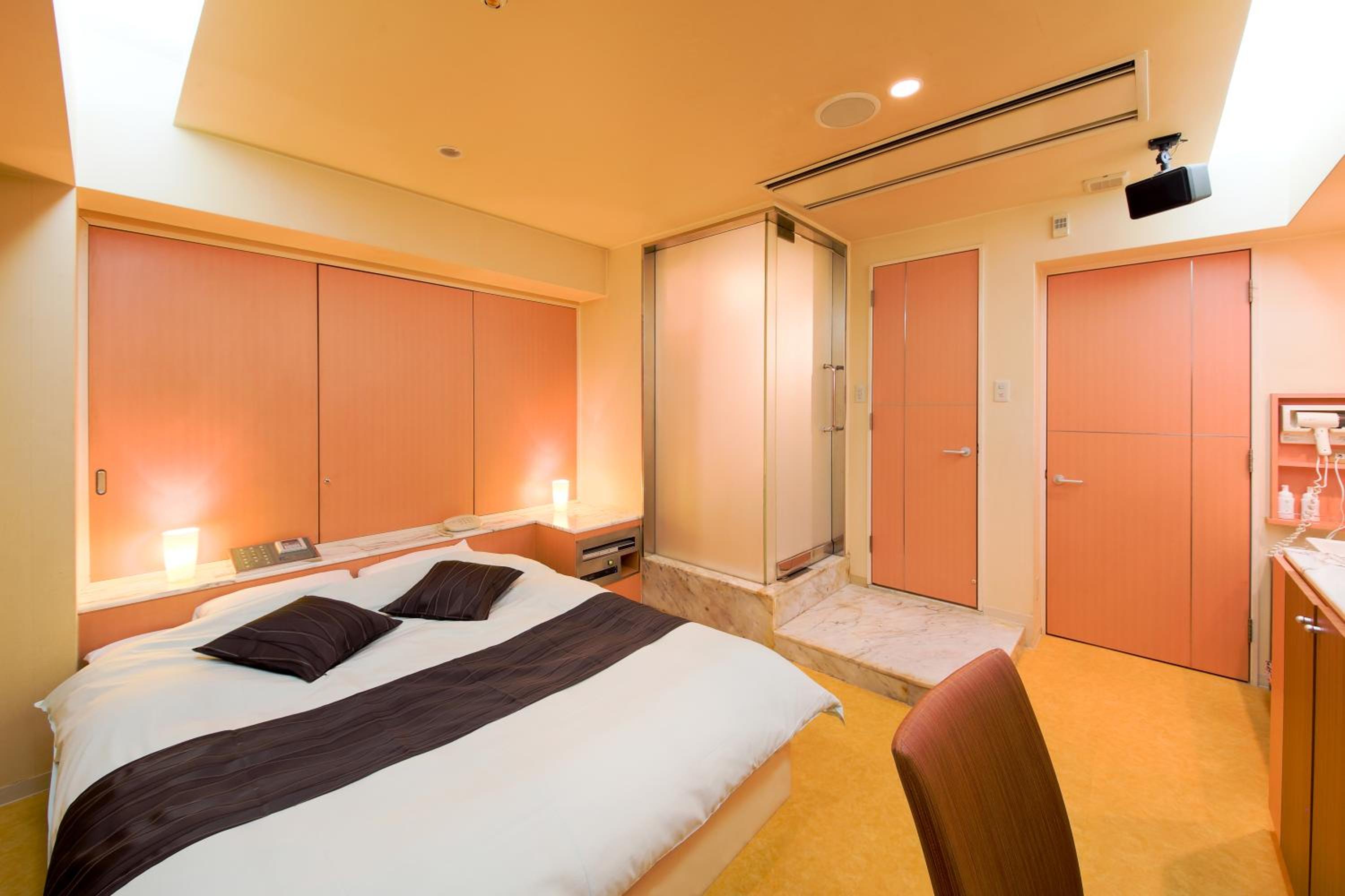 King Room with Extra Bed