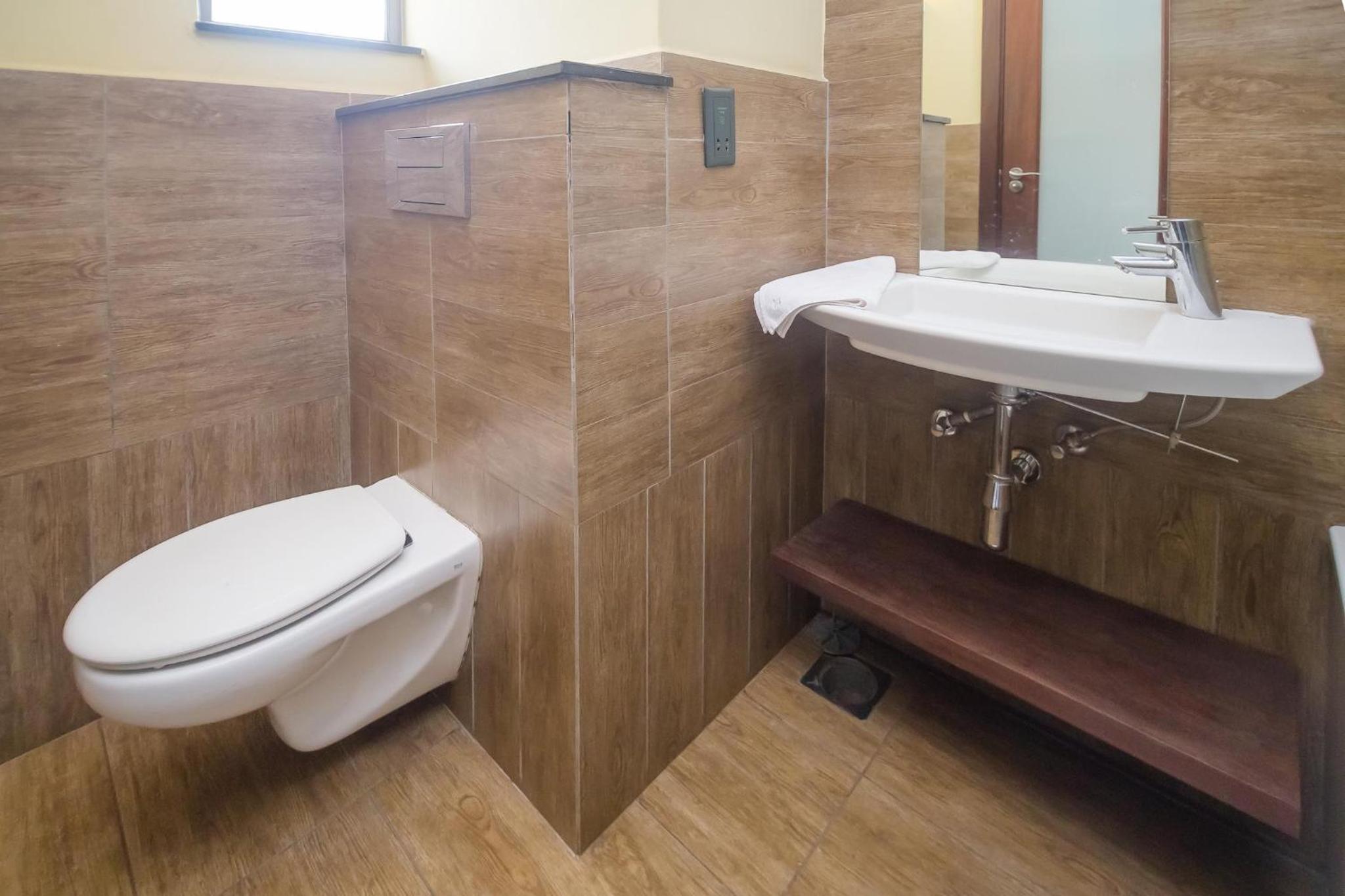 Two-Bedroom Apartment - Photo 3