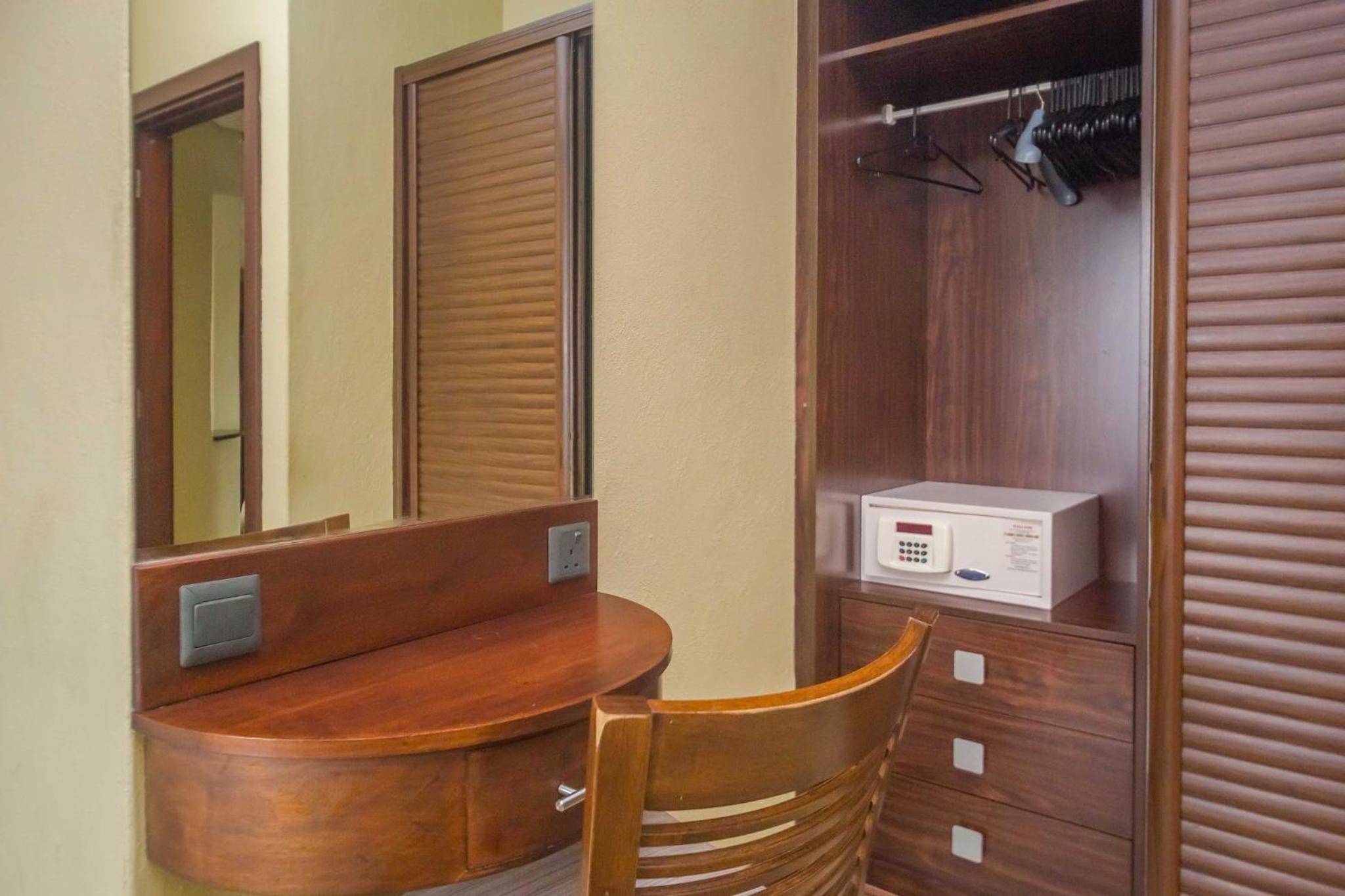 Two-Bedroom Apartment - Photo 16