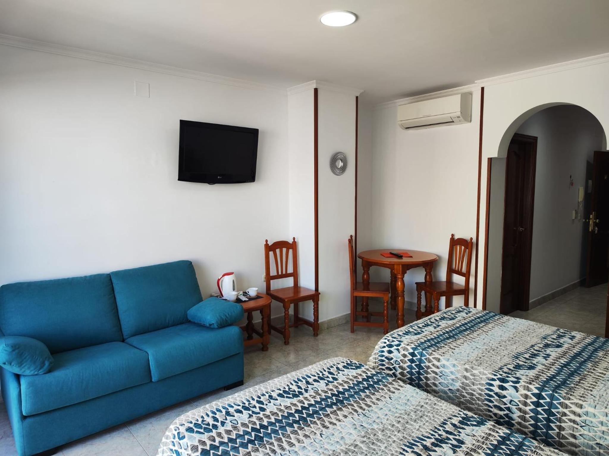 Studio with Sofa Bed