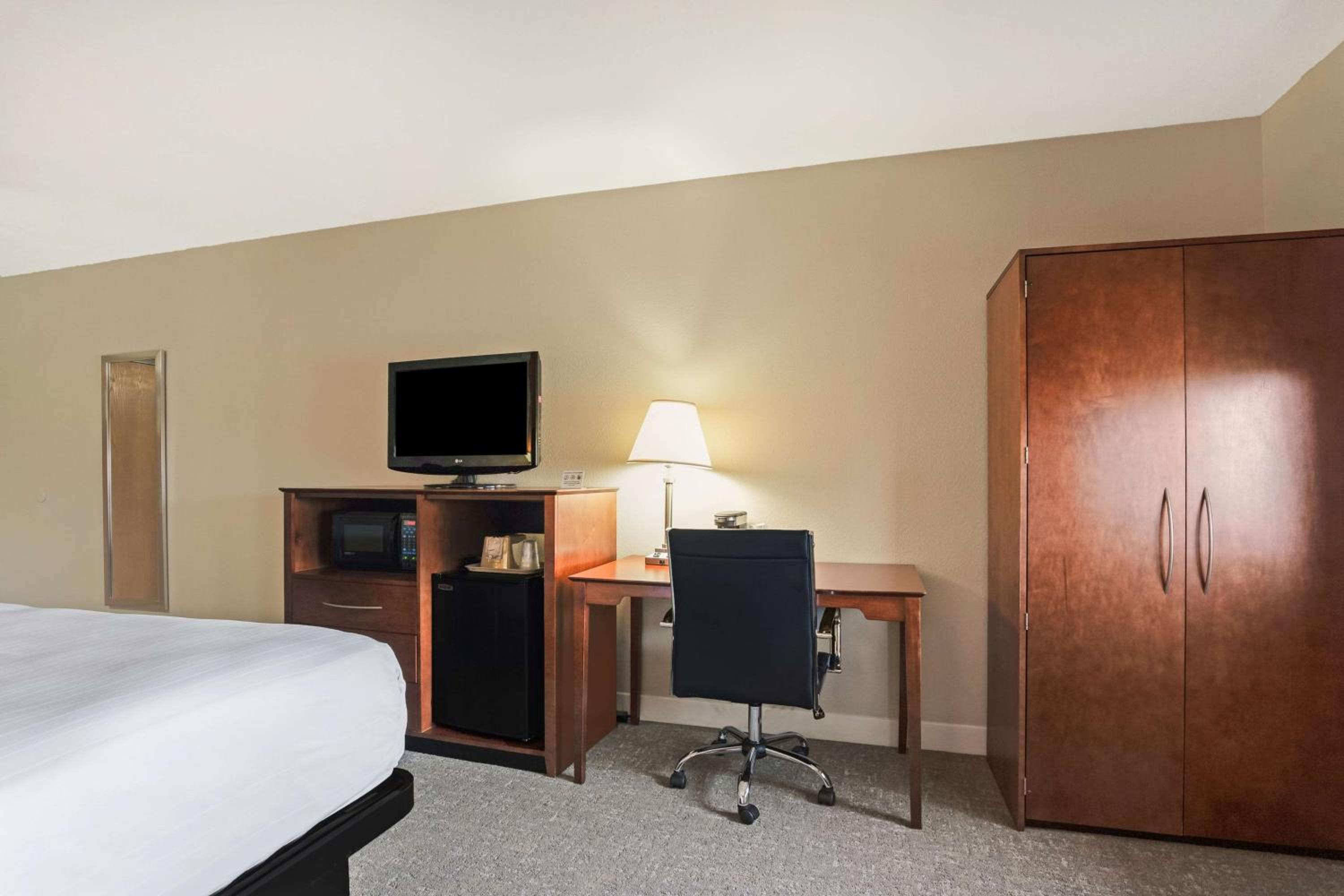 Available room