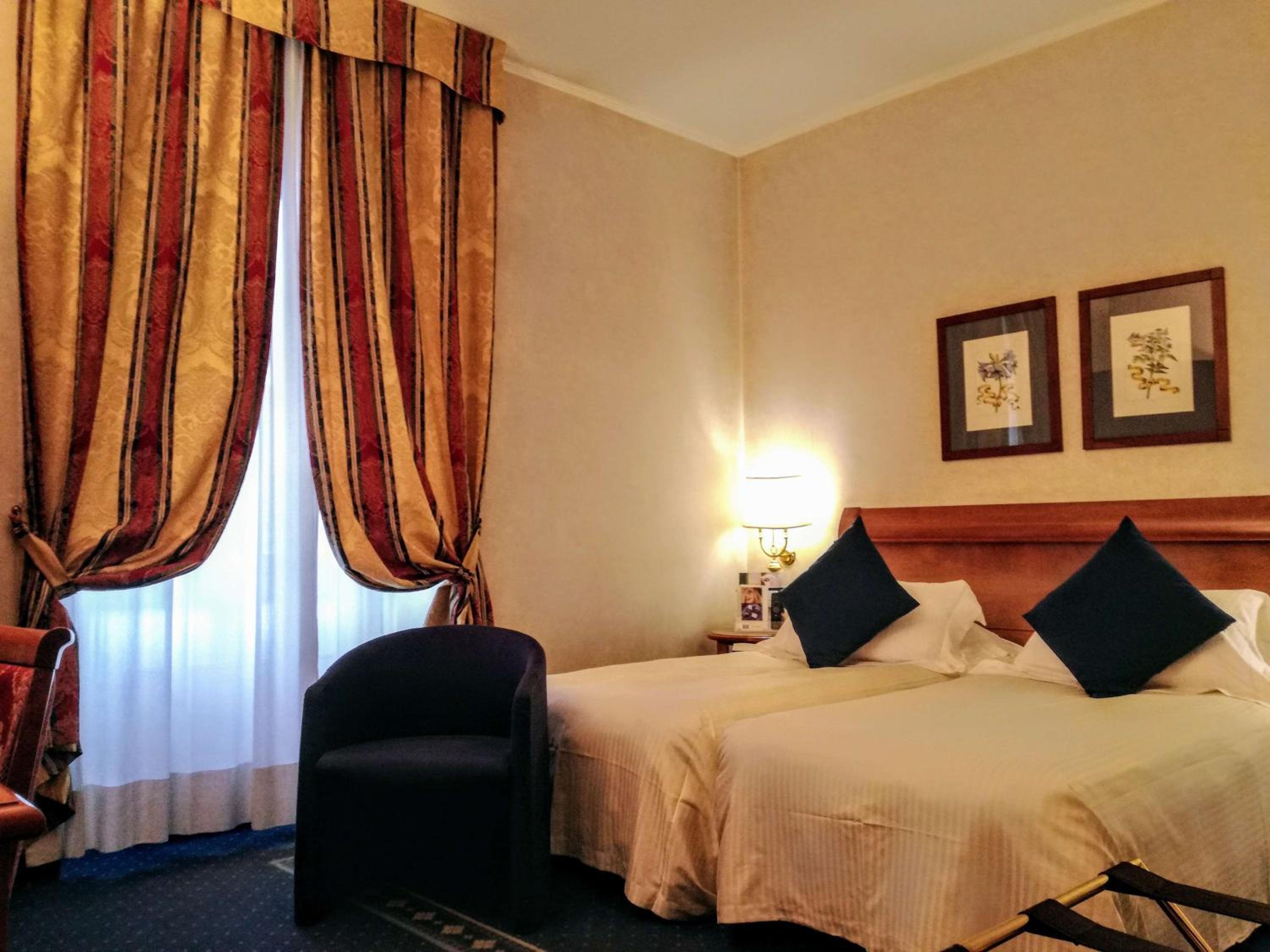 Classic Twin Room - Photo 1