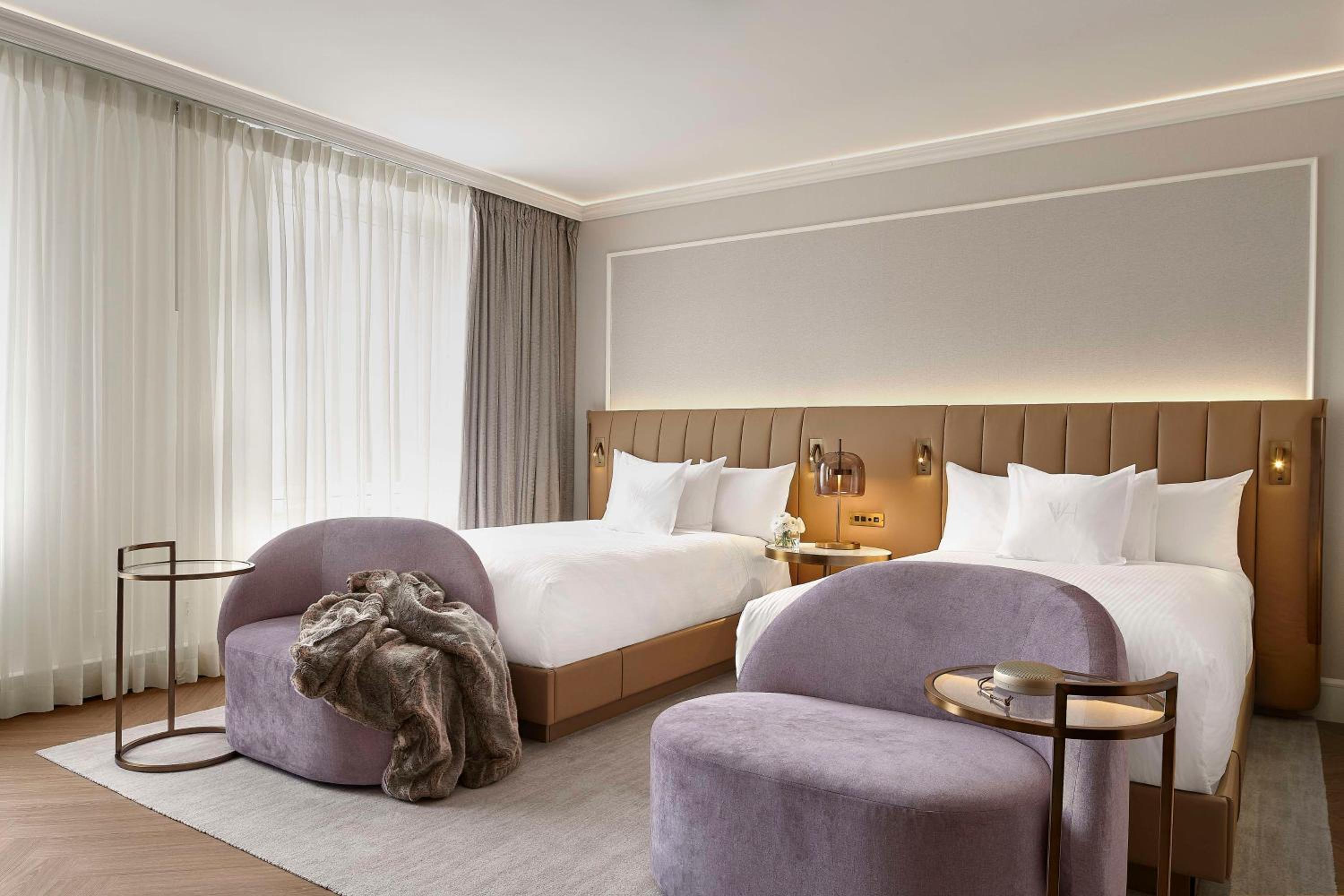 Double Room with Two Double Beds - Photo 10
