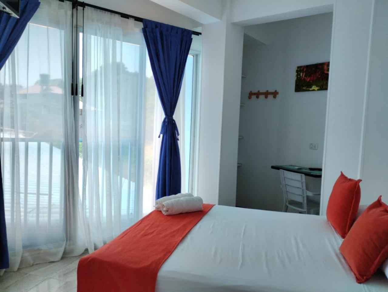 Double Room with Mountain View