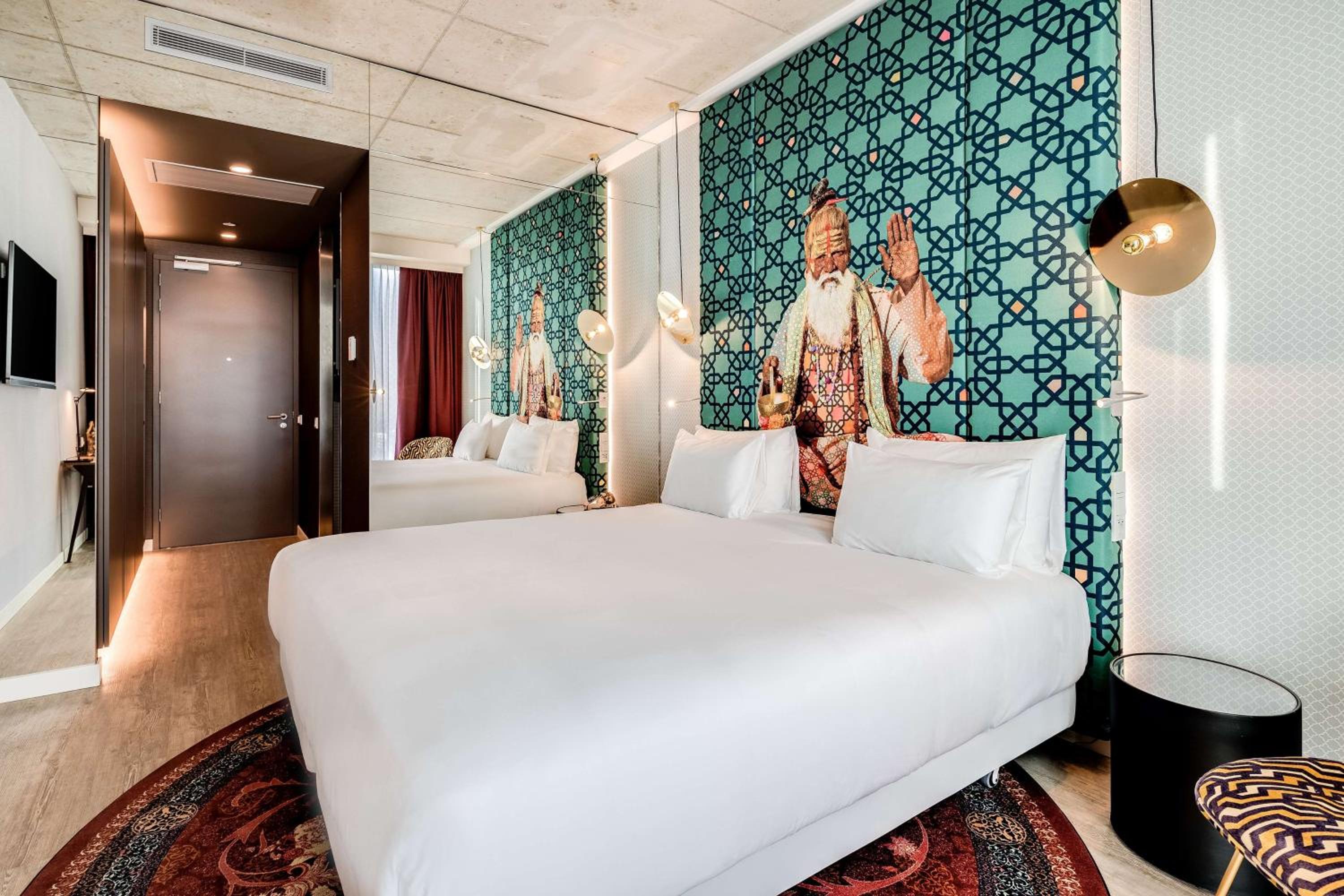 nhow Double or Twin Room - Photo 15