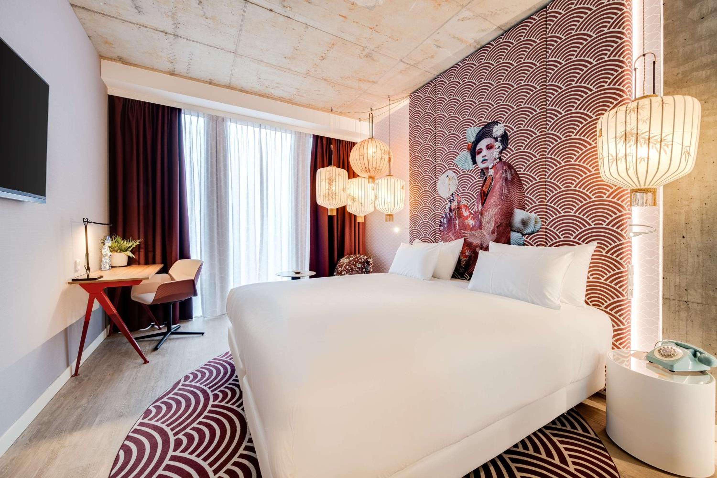 nhow Double or Twin Room - Photo 4