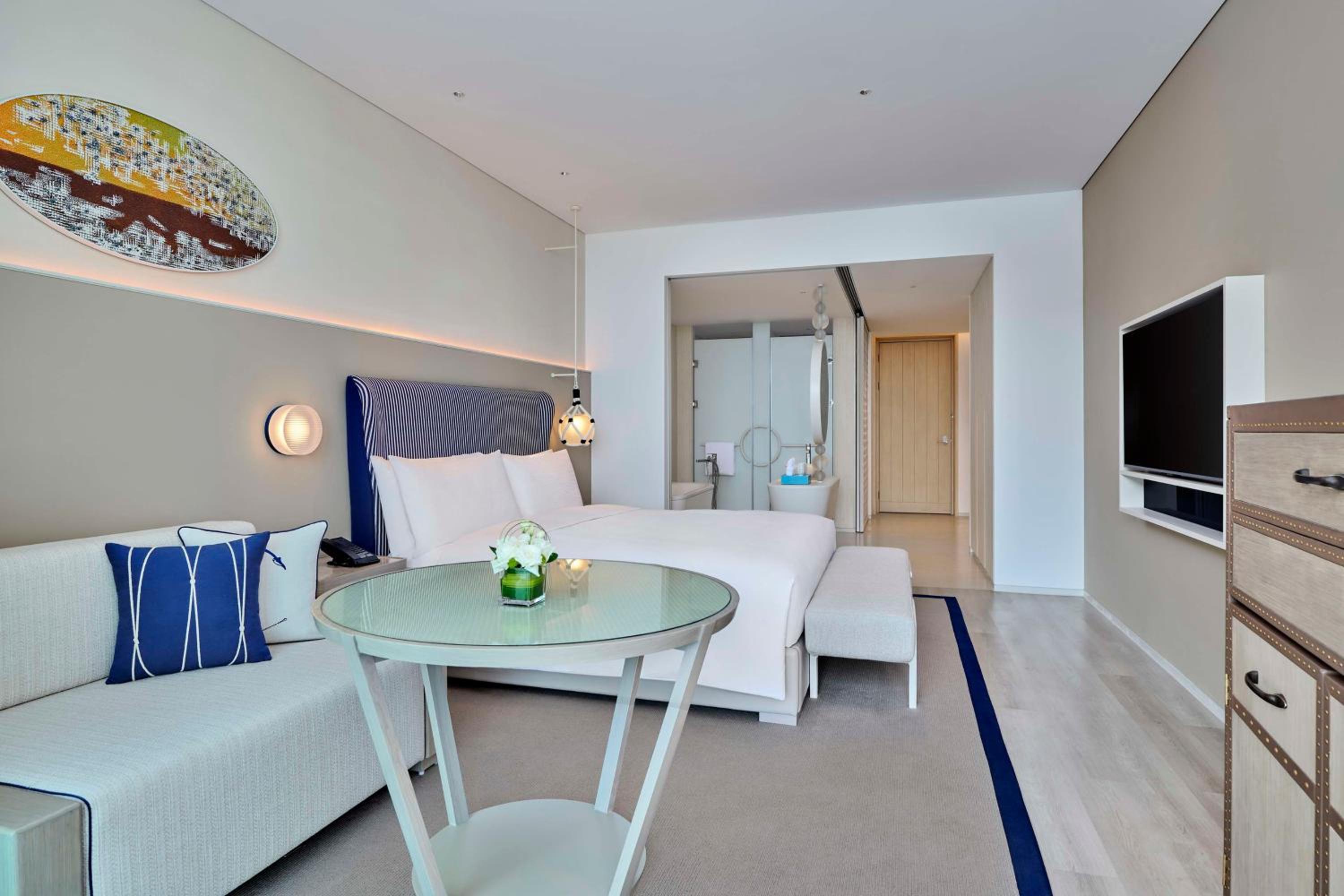 Premium King Room with Ocean View