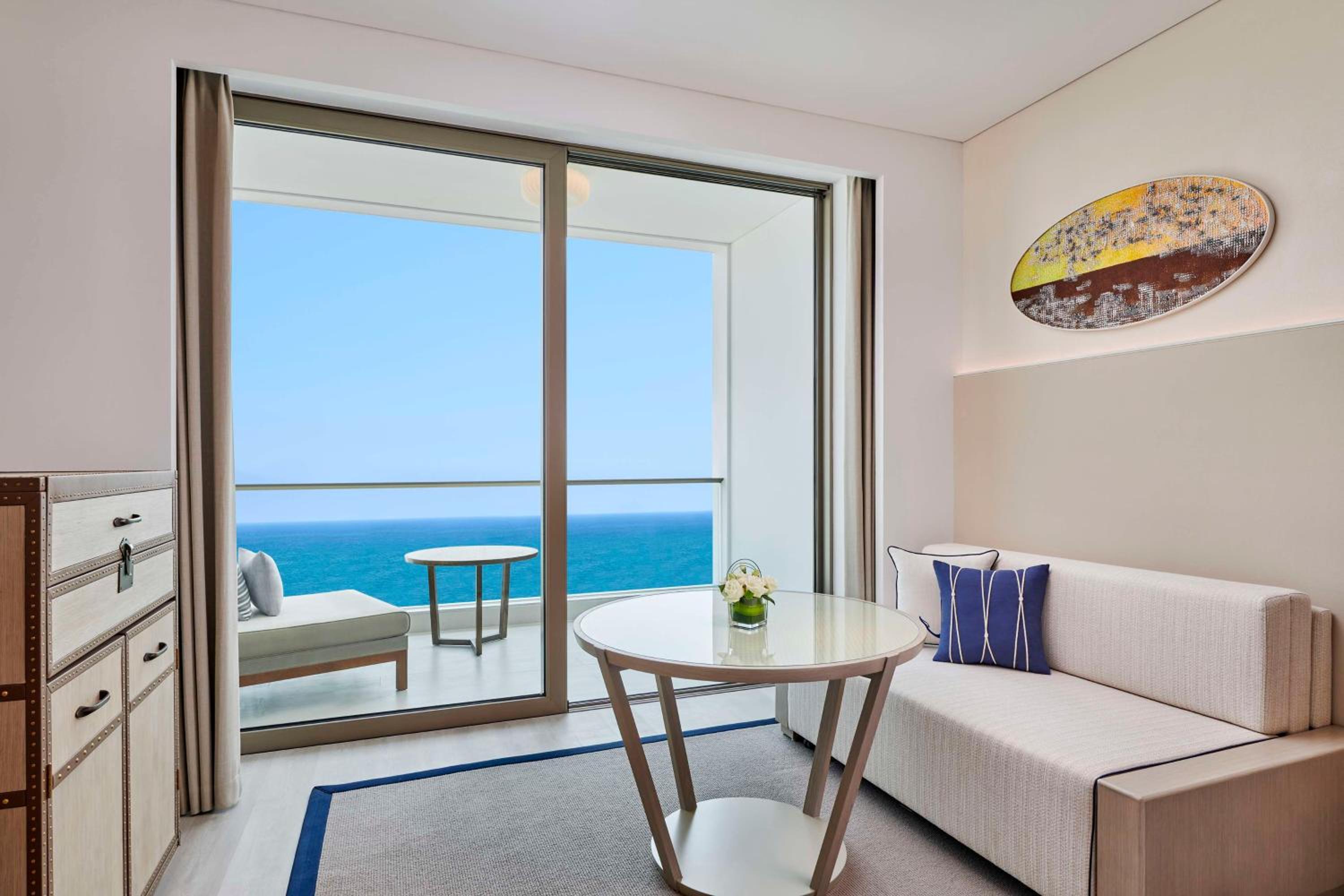 Deluxe Twin Room with Ocean View
