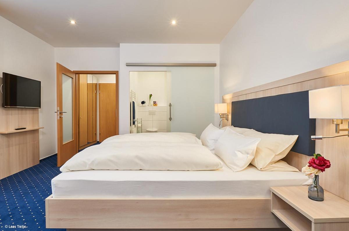 Double or Twin Room photo 2