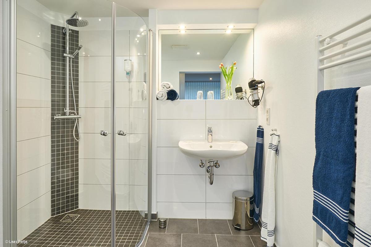 Double or Twin Room photo 3