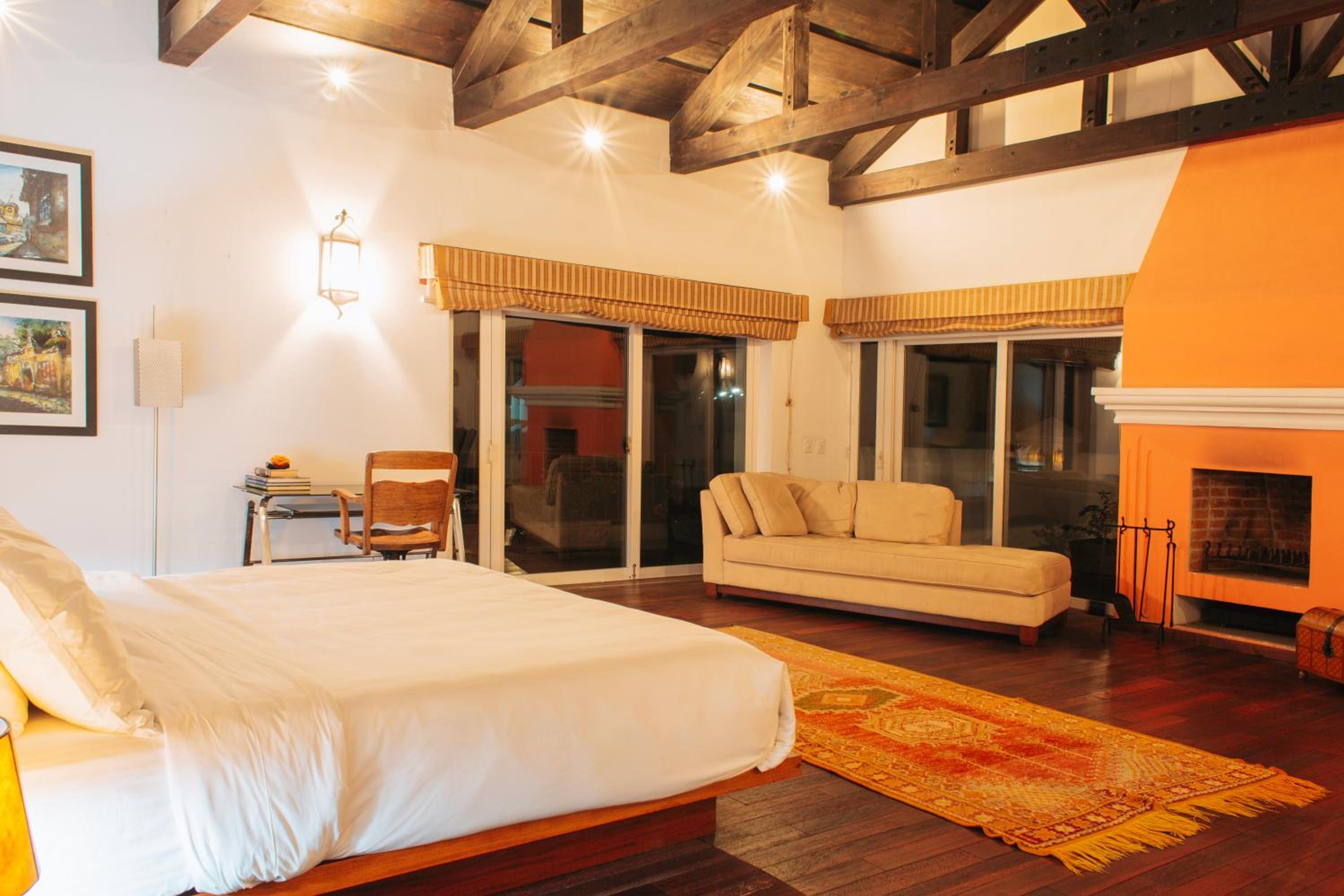 Three-Bedroom Villa photo 3