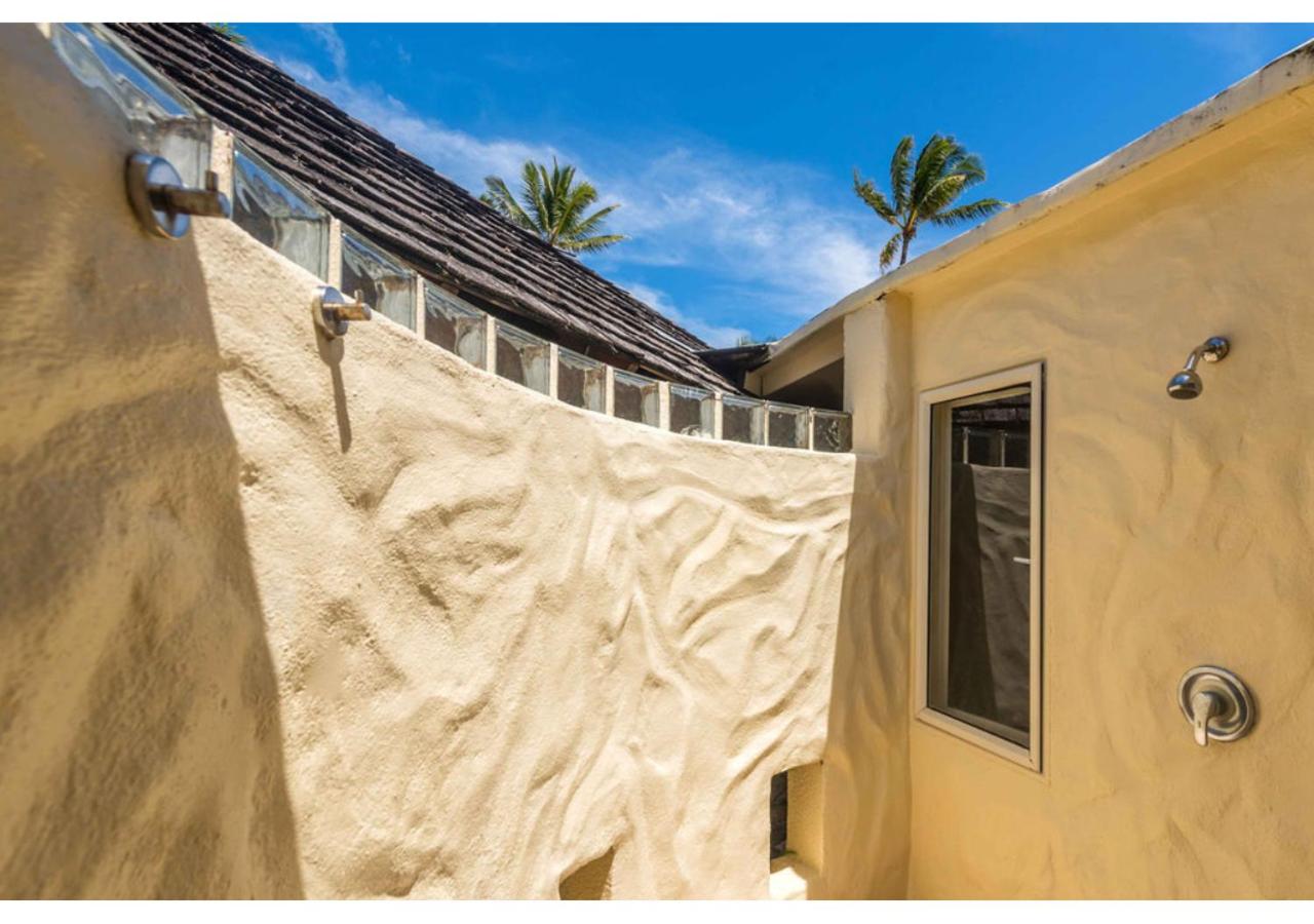 Deluxe Suite - Beachfront