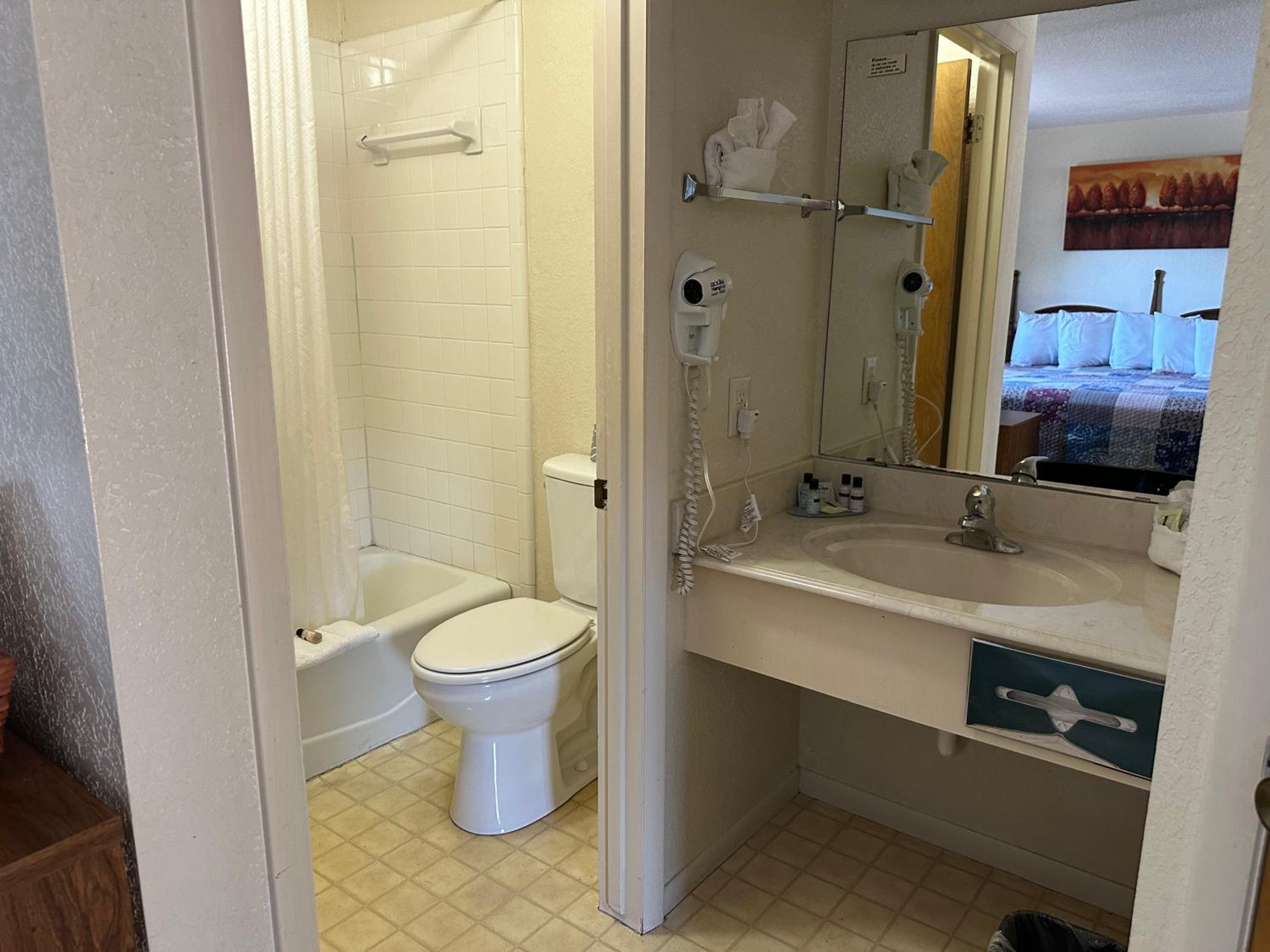Apartment - Photo 12