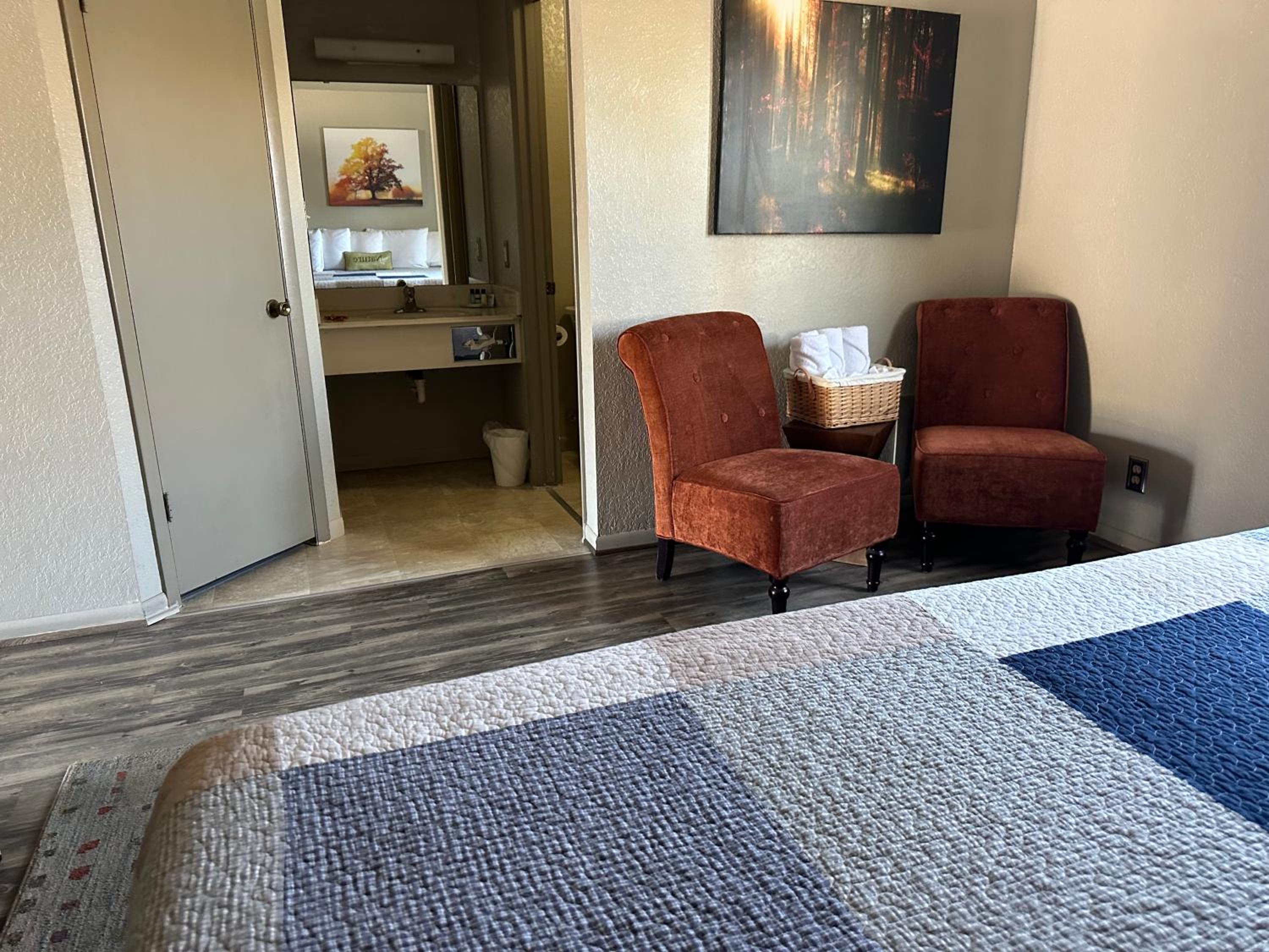 Apartment - Photo 68