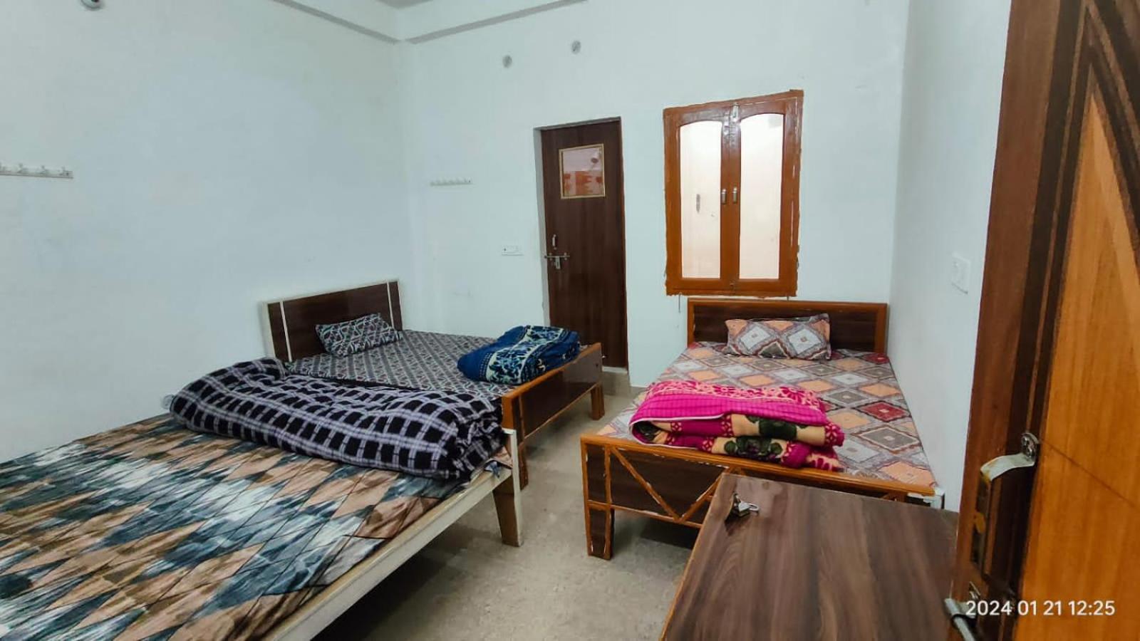 Basic Triple Room photo 2