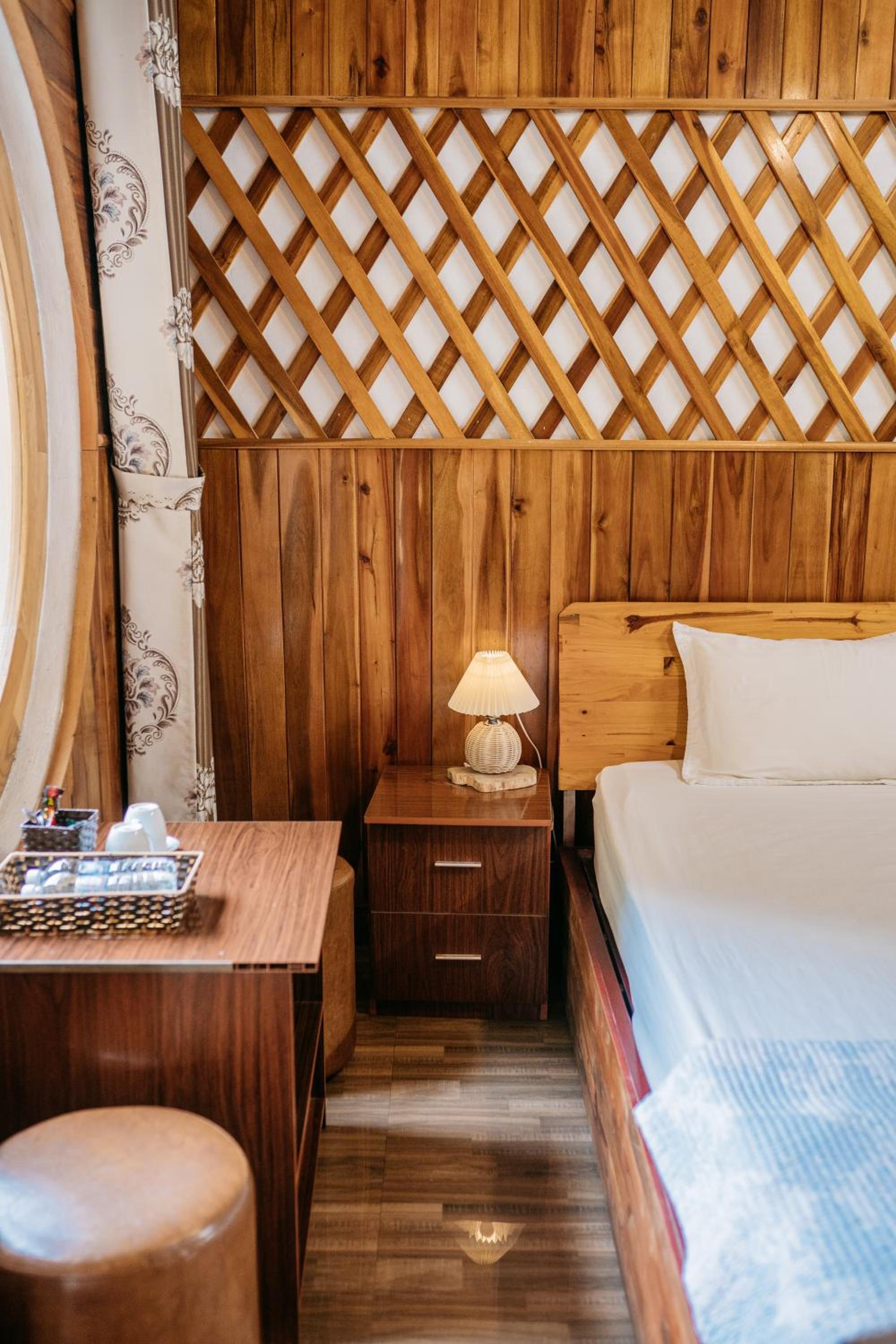 Deluxe King Room photo 3