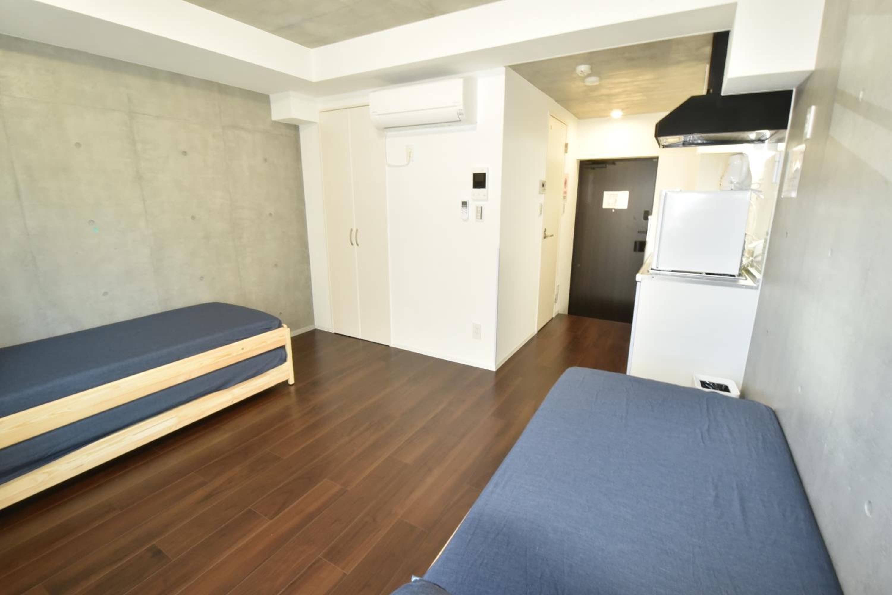 Apartment photo 1