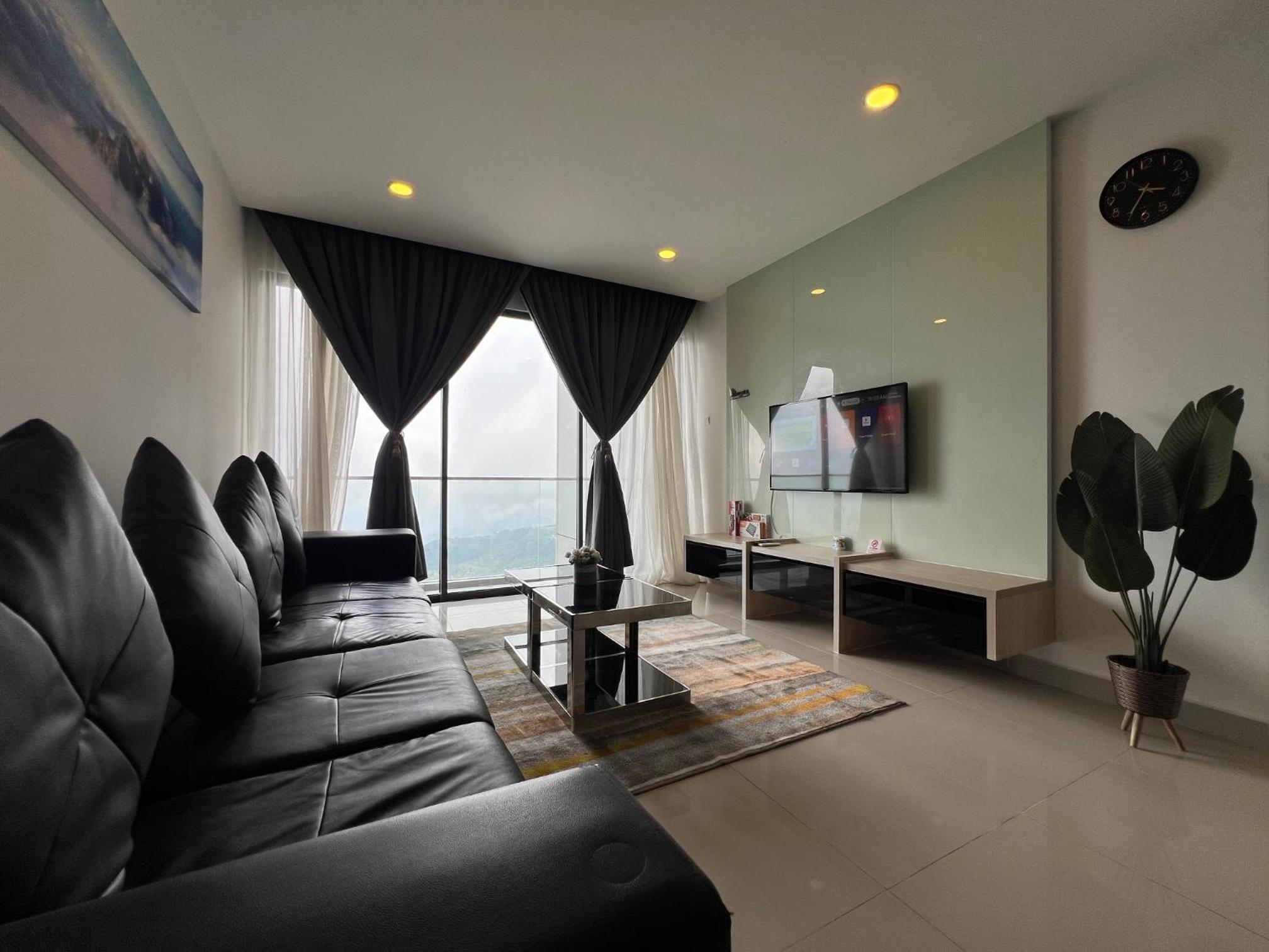 Three-Bedroom Suite  - Photo 37