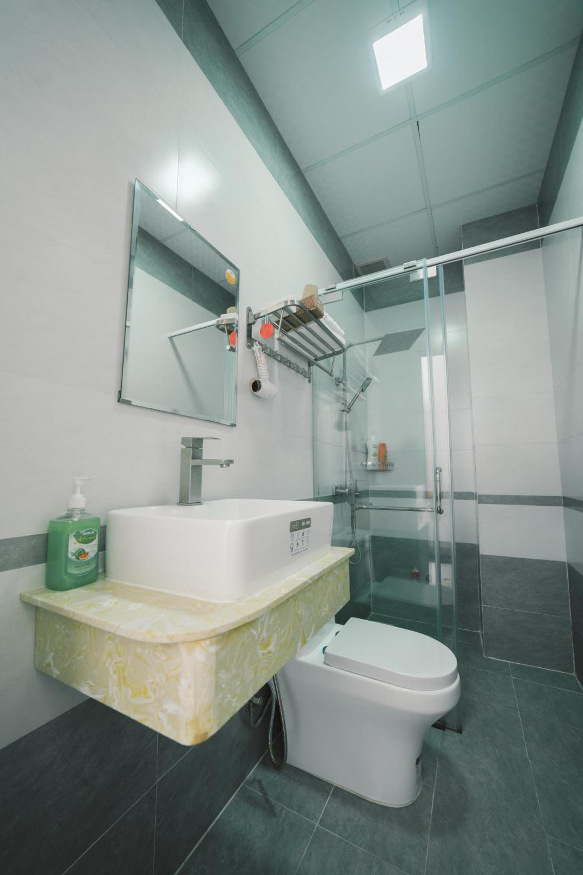 Standard Double Room - Photo 6