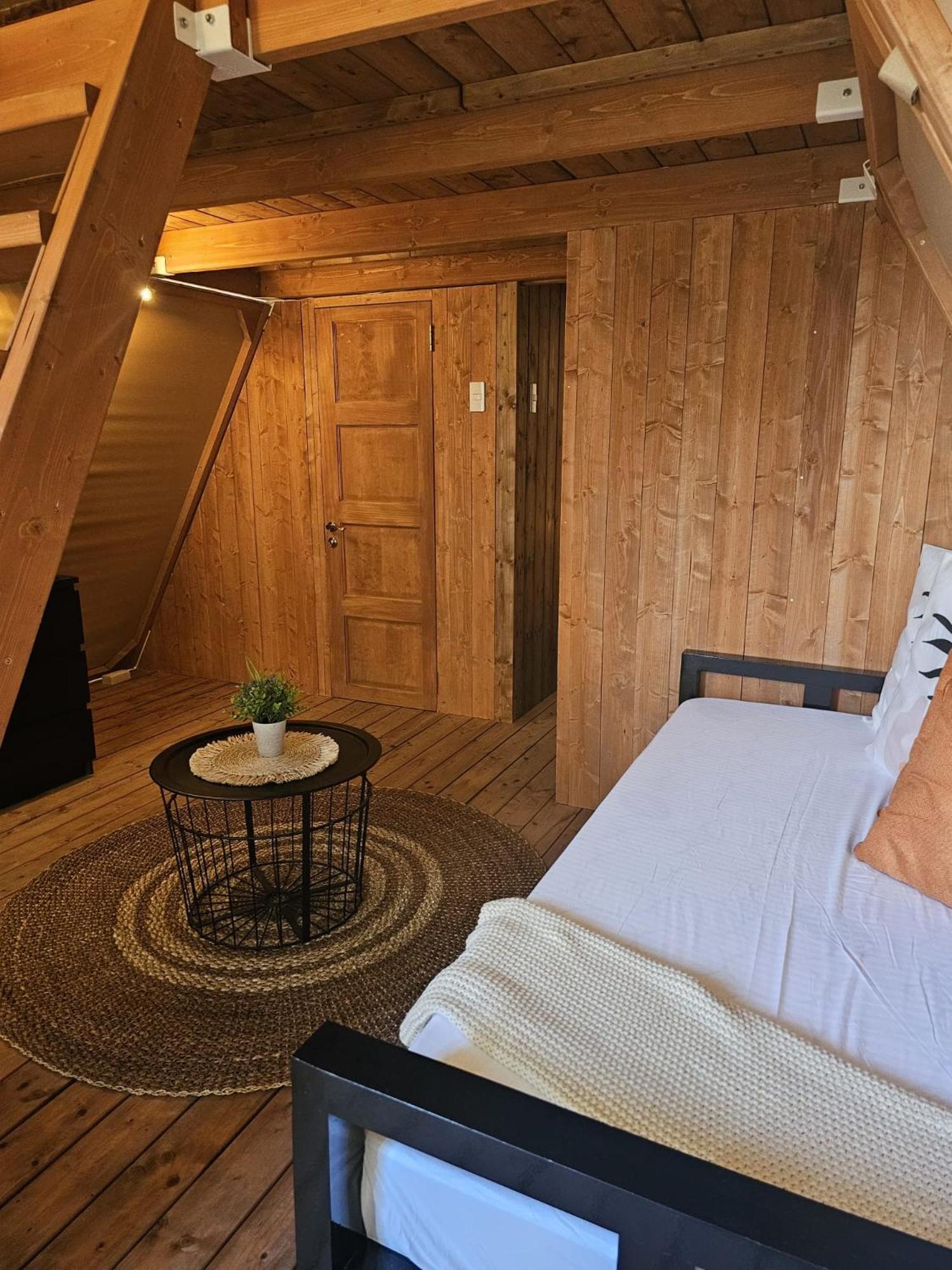 Quadruple Room - Photo 1