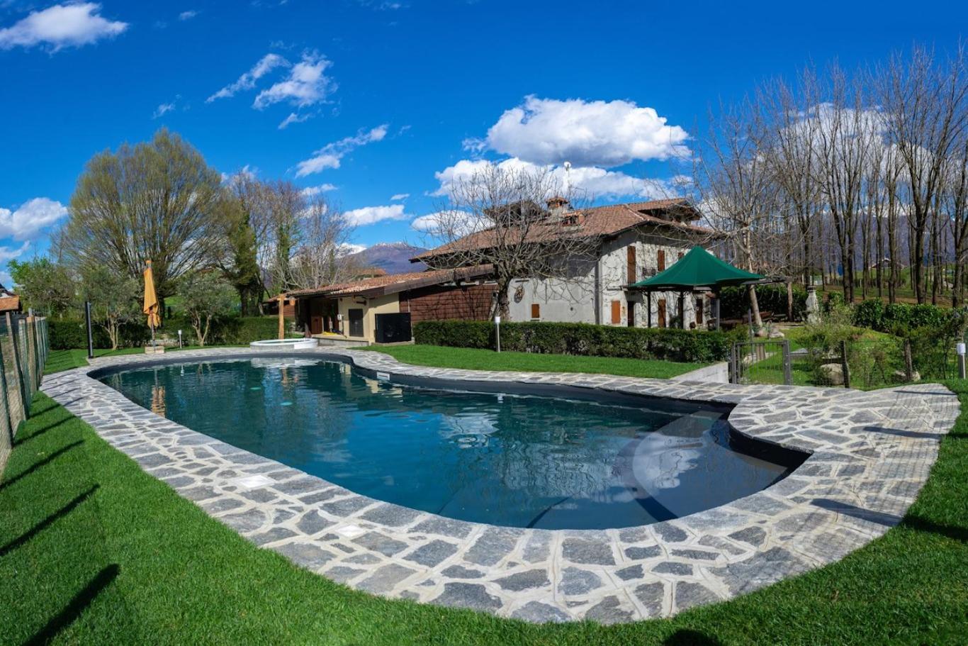 Villa with Private Pool photo 2