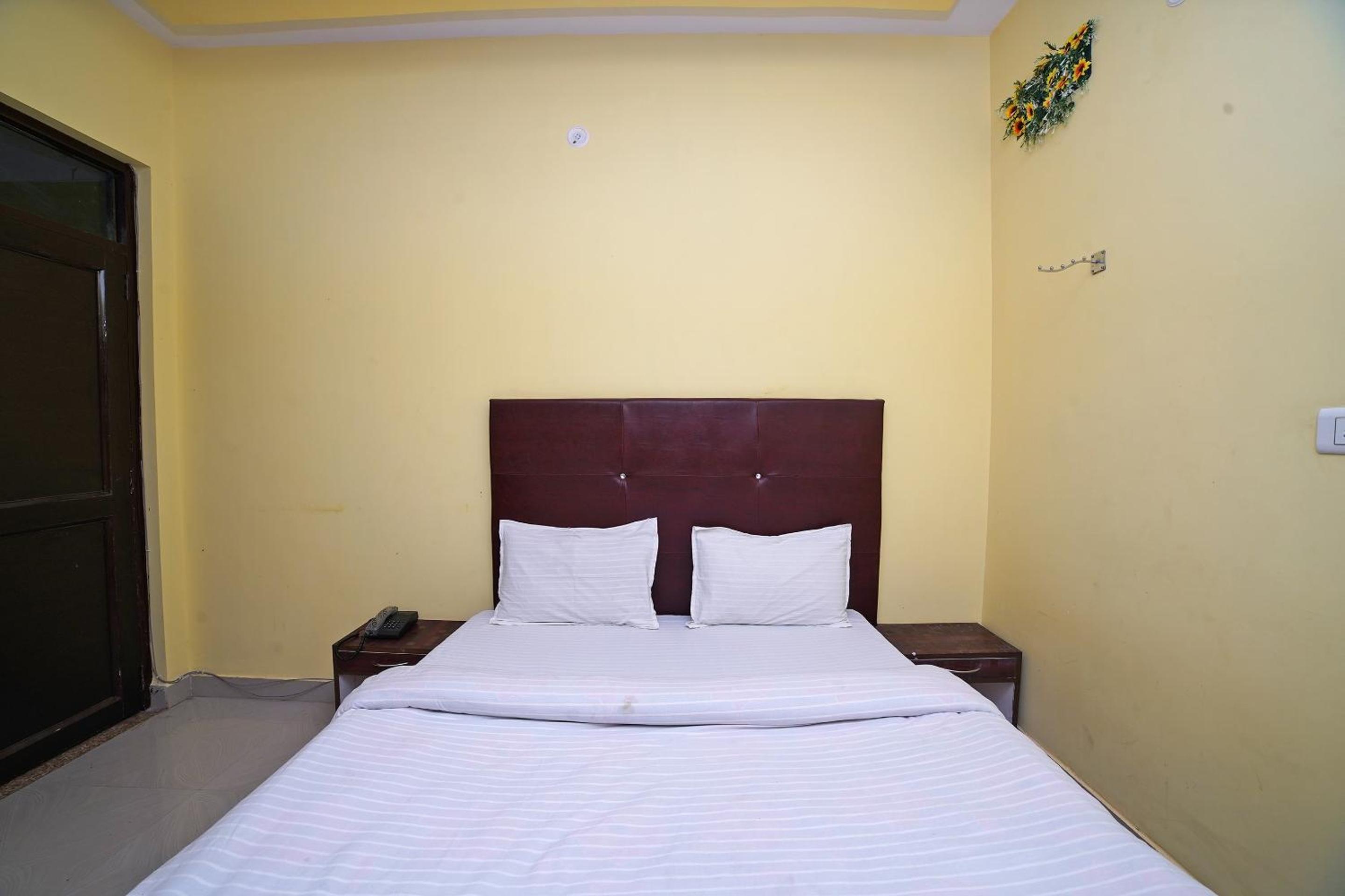 Budget Double or Twin Room - Photo 5