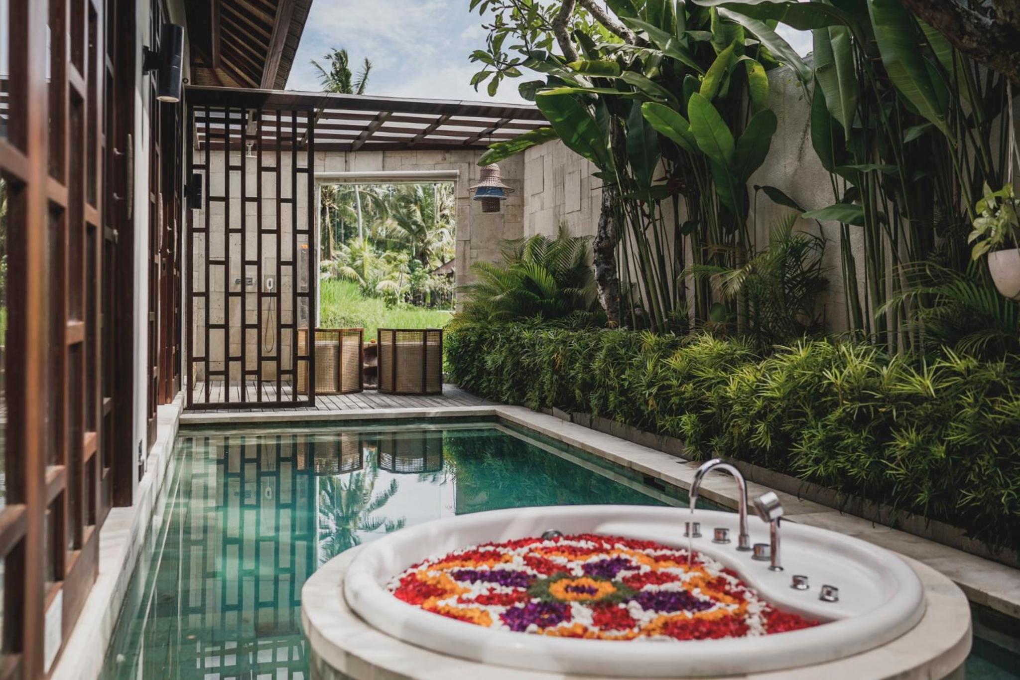  Grand One-Bedroom Rice Field View Villa with Private Pool & Jacuzzi - Photo 13