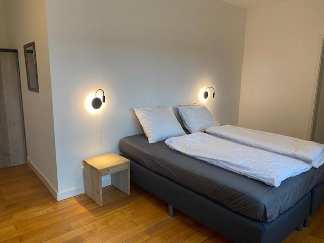 Triple Room with Private Bathroom - Photo 5
