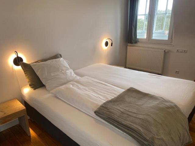 Triple Room with Private Bathroom photo 2