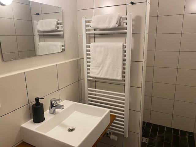 Triple Room with Private Bathroom photo 3