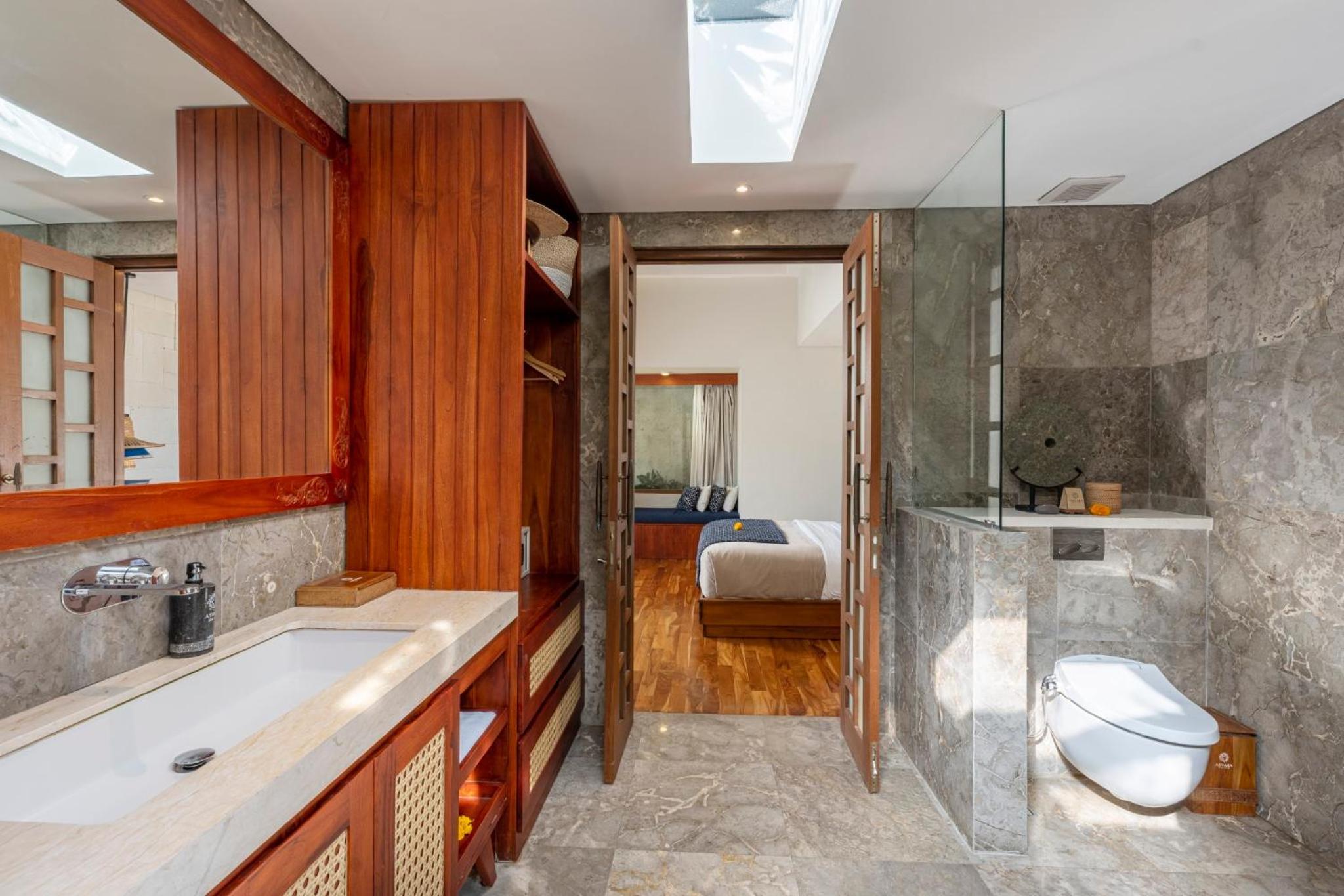 Royal Two-Bedroom Villa with Private Pool & Jacuzzi - Photo 12