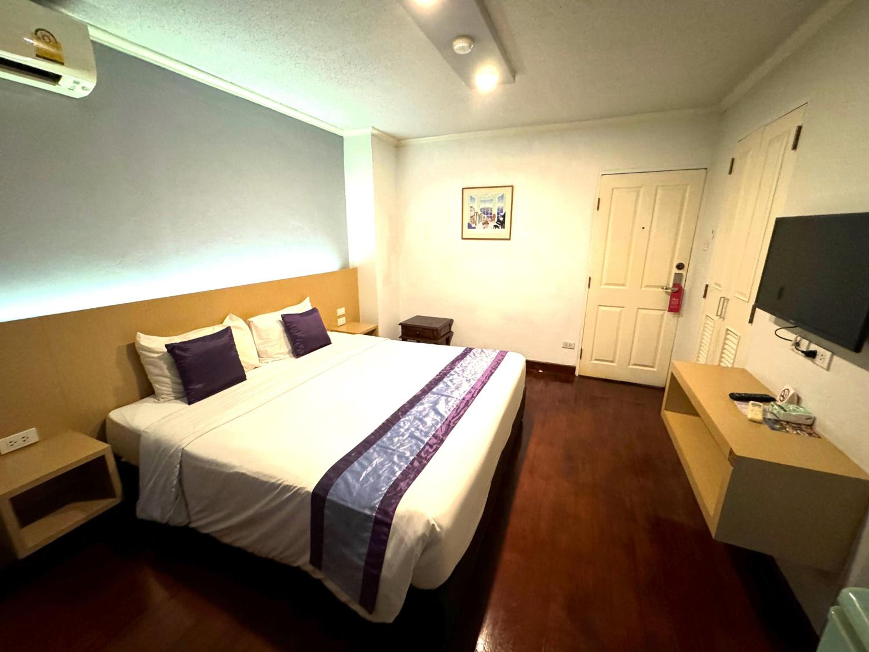Superior King Room photo 2
