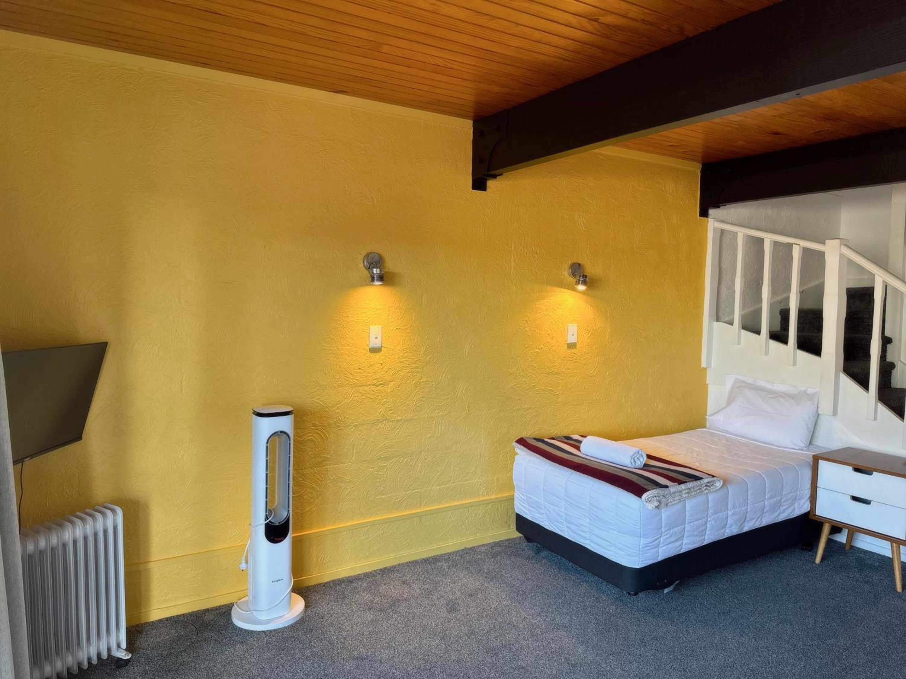 Two-Bedroom Apartment - Photo 1