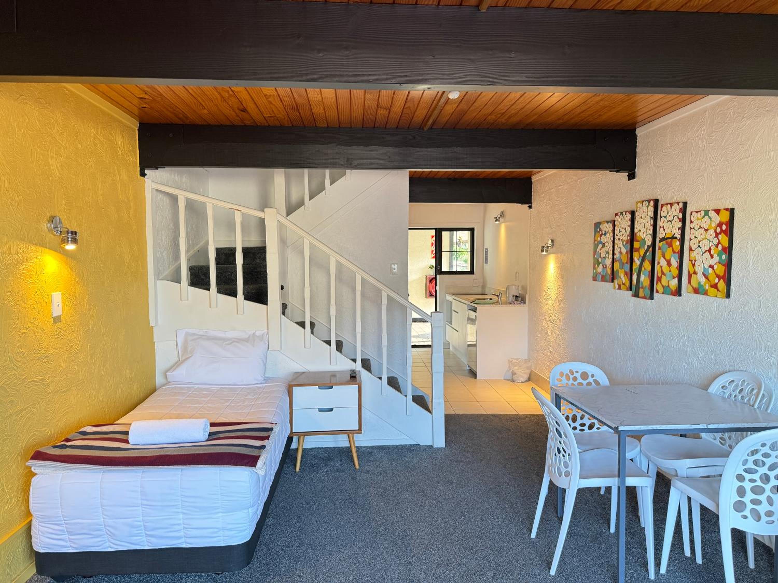 Two-Bedroom Apartment - Photo 4