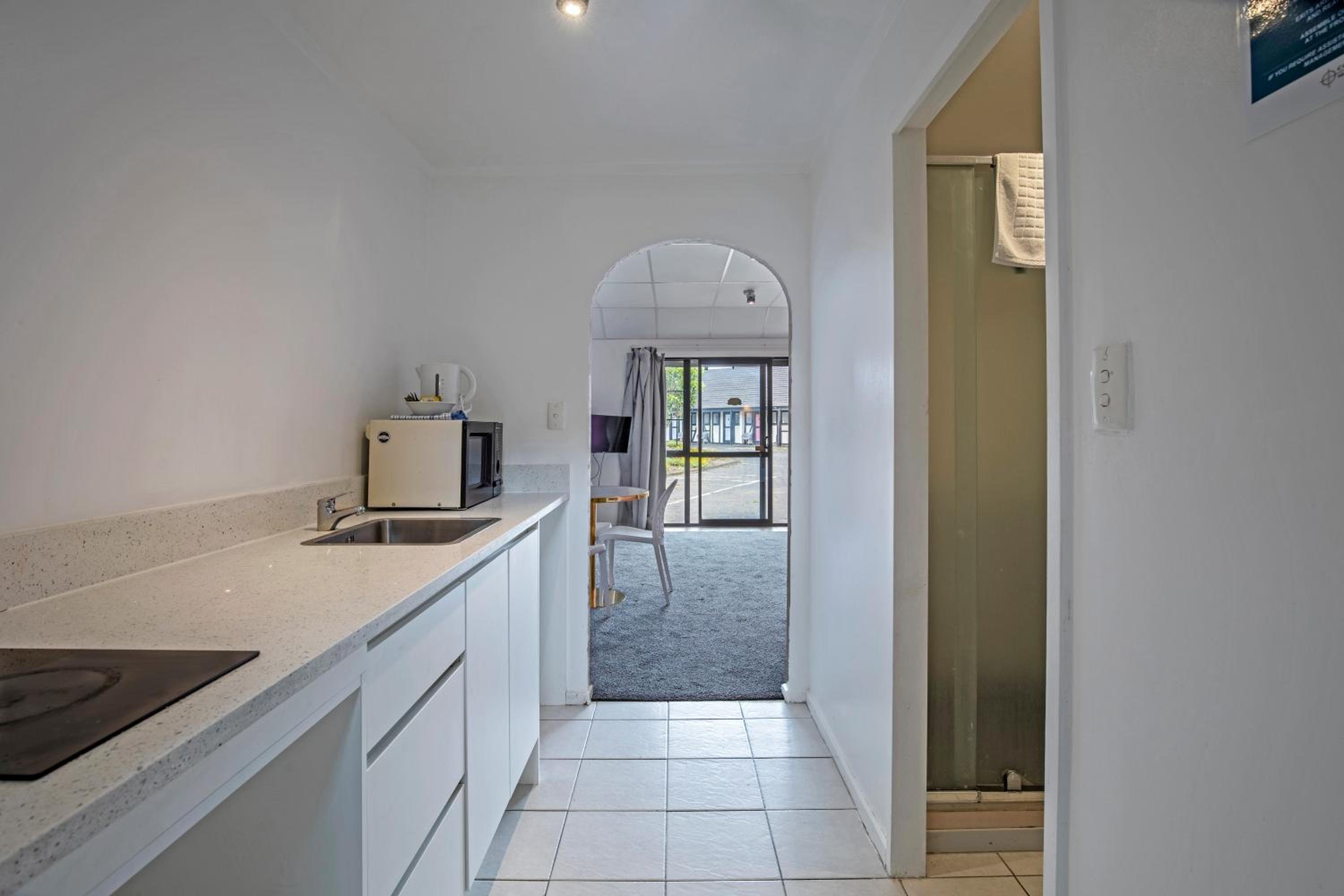 Apartment - Photo 4