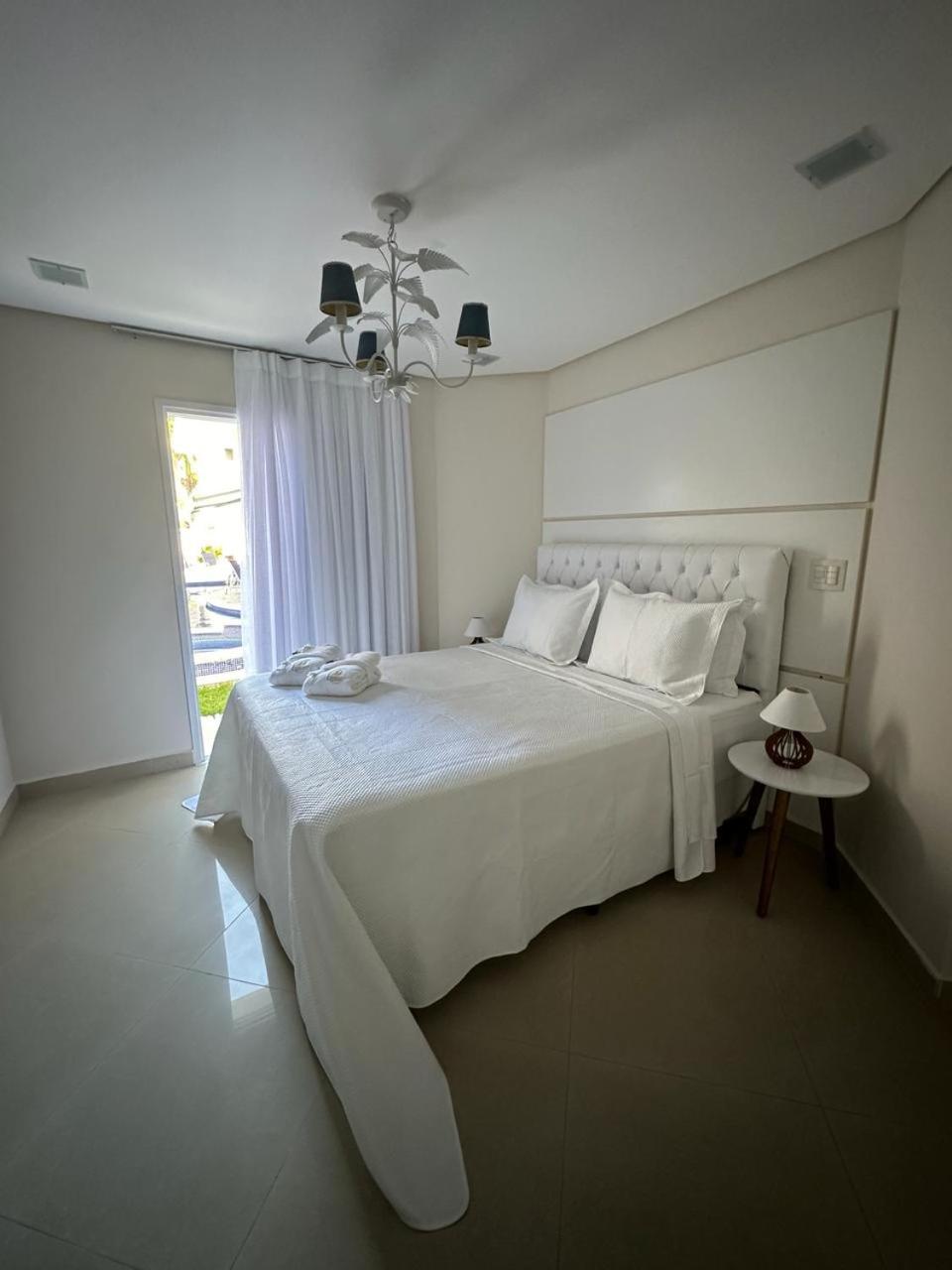 Queen Suite With Pool View
