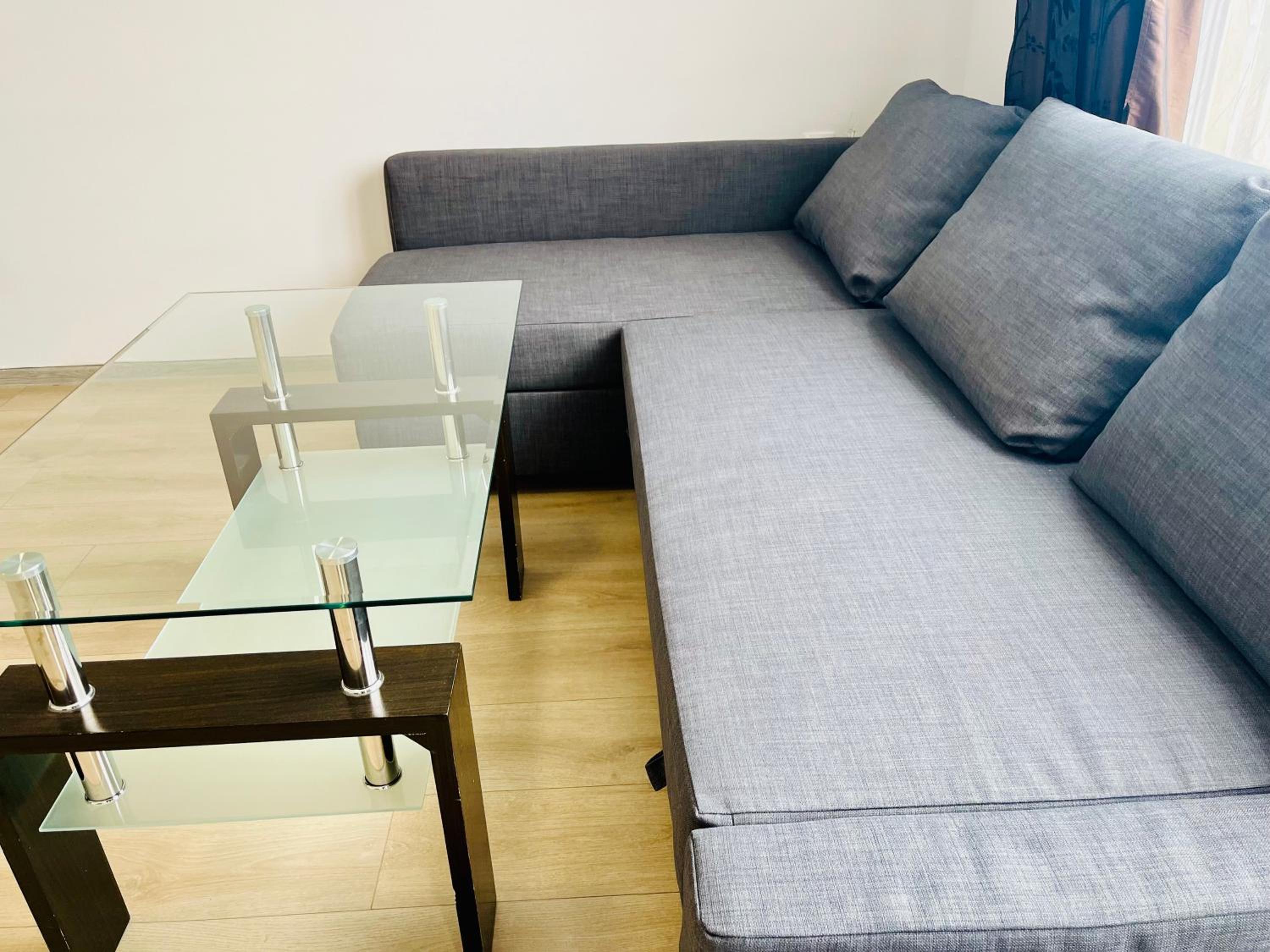 One-Bedroom Apartment photo 2