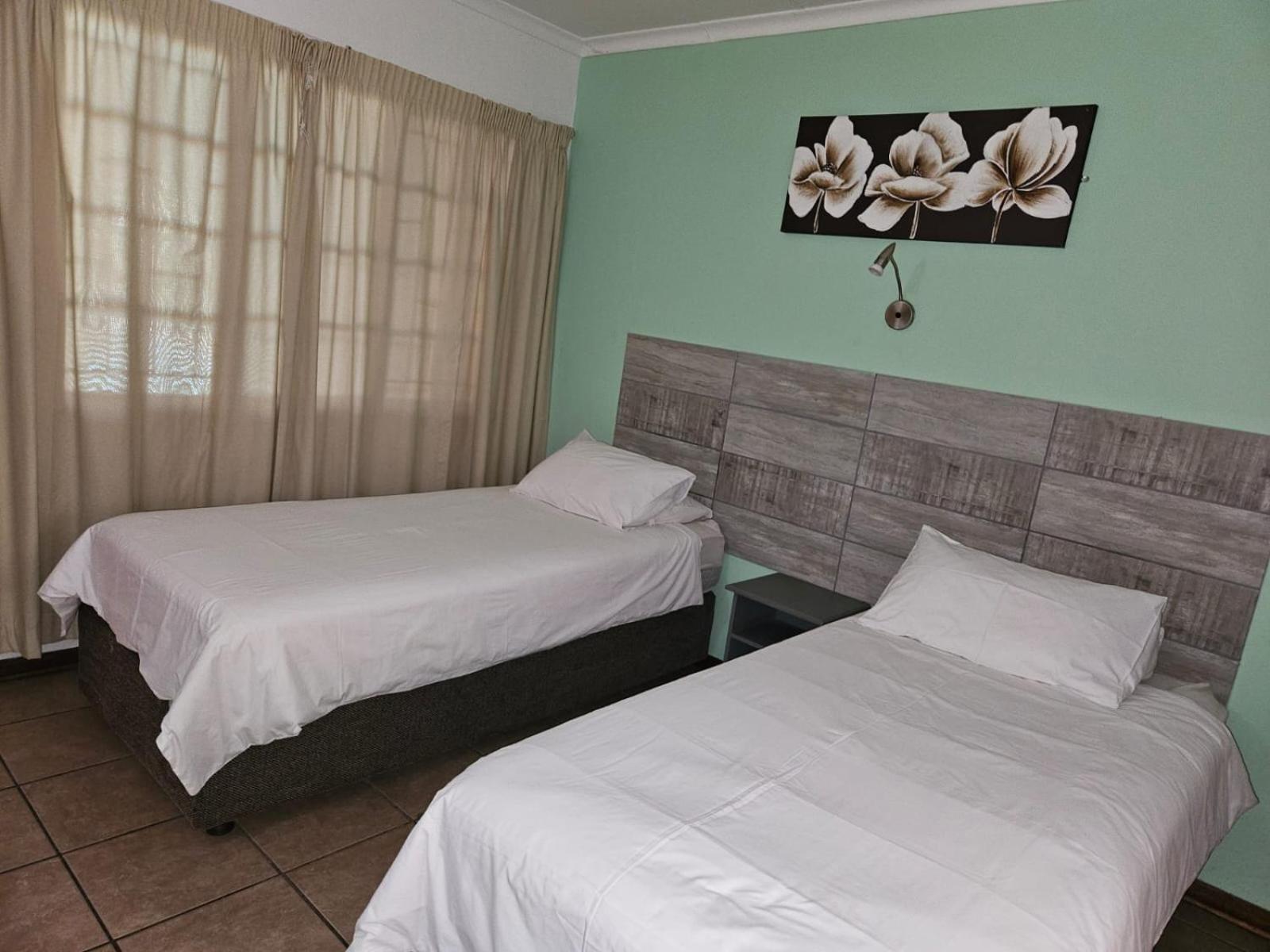 Twin Room photo 2