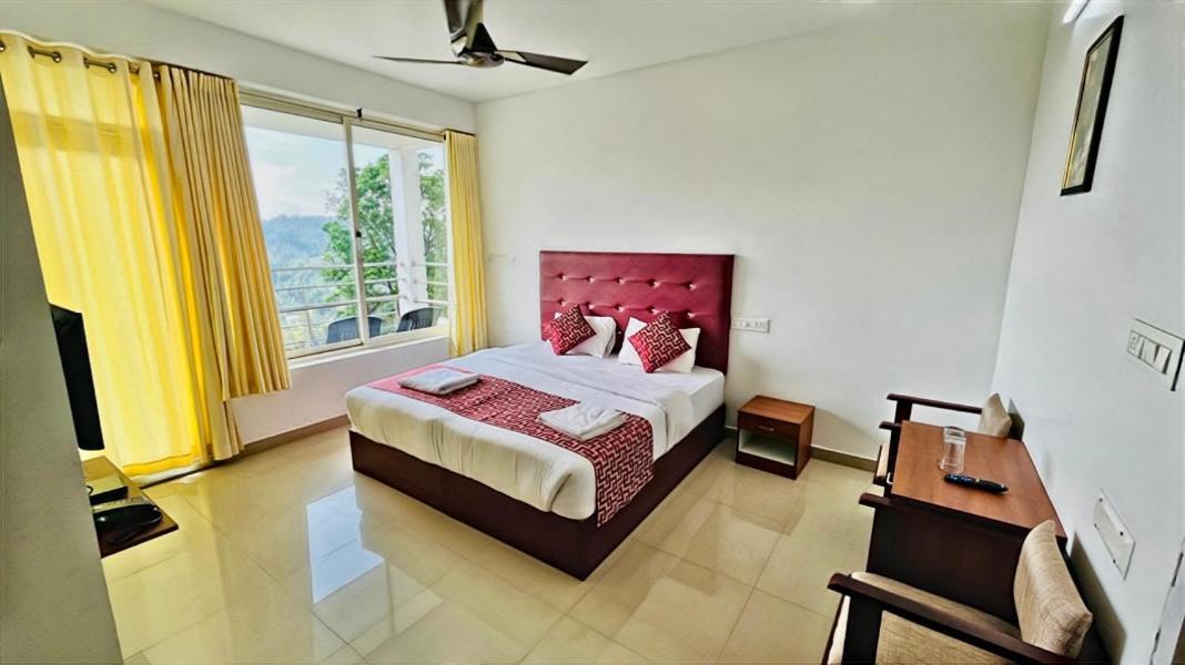 Deluxe Double Room With Balcony
