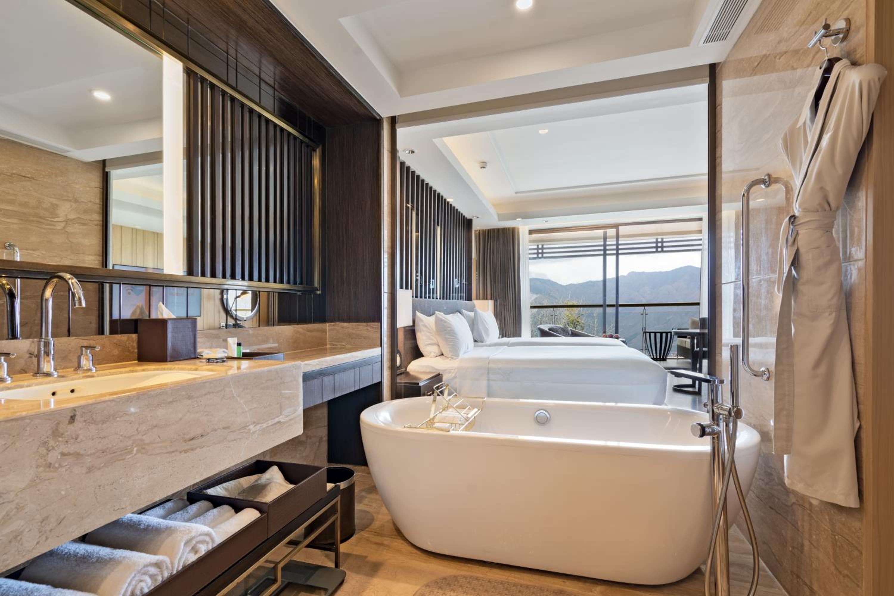 Scenic Valley View Twin Balcony Room with Bathtub - Enjoy INR 1,000 Signature Resort Credit per stay photo 3