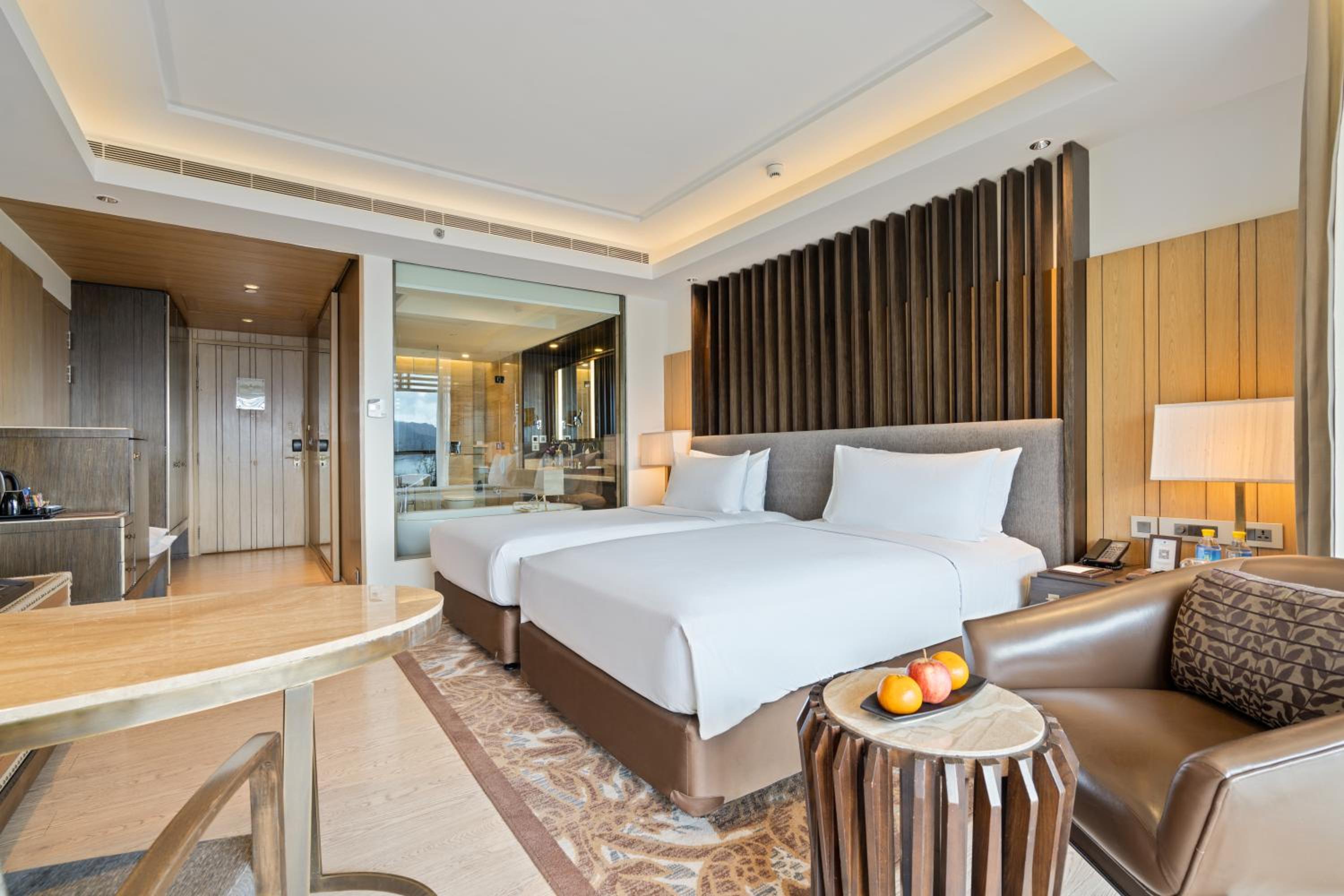 Scenic Valley View Twin Balcony Room with Bathtub - Enjoy INR 1,000 Signature Resort Credit per stay photo 2
