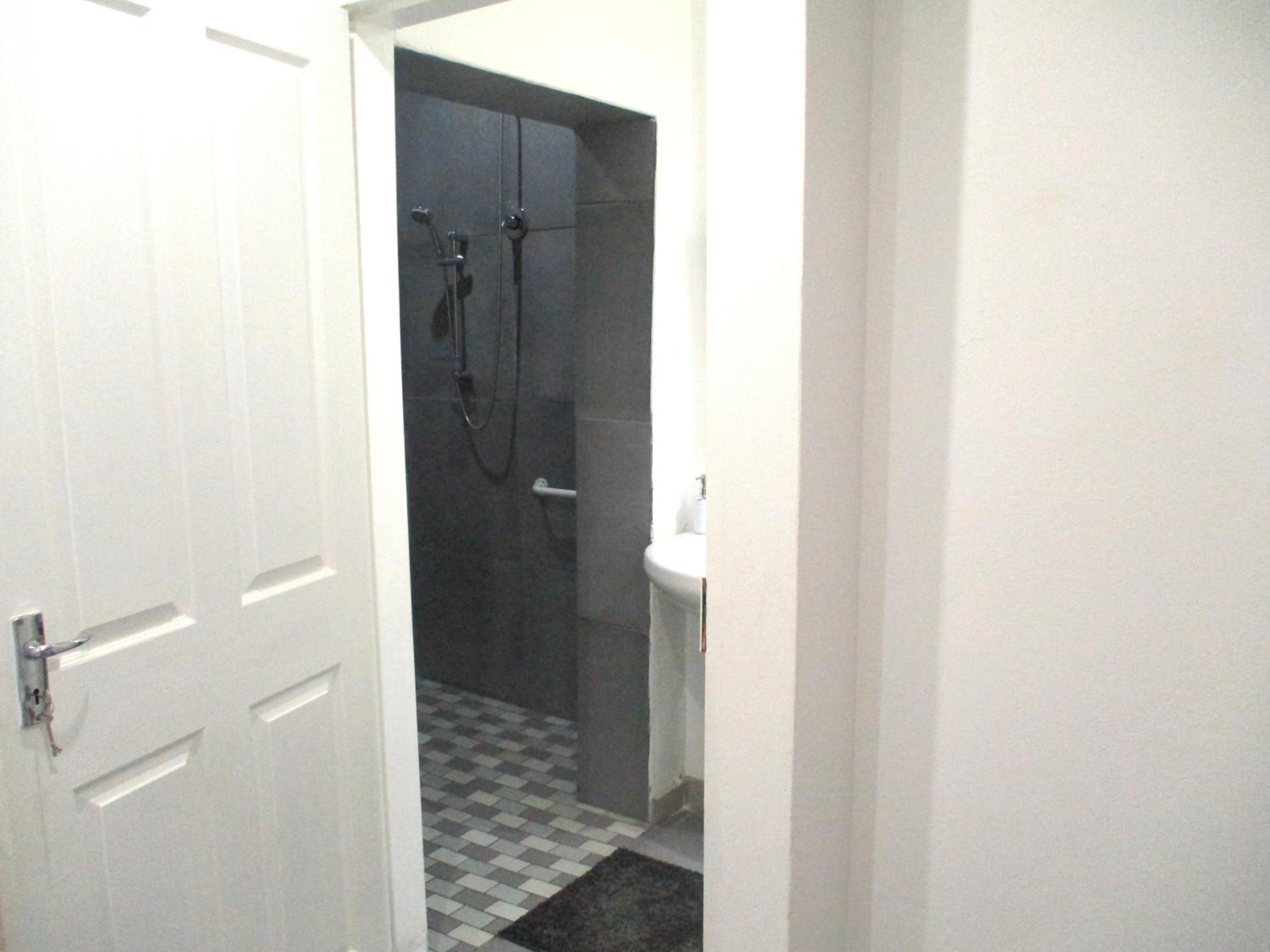 Family Room with Shower - Photo 7