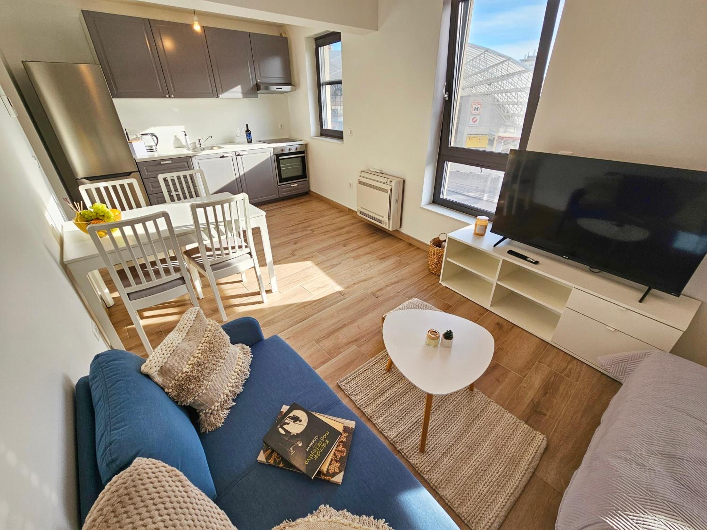 Studio Apartment
