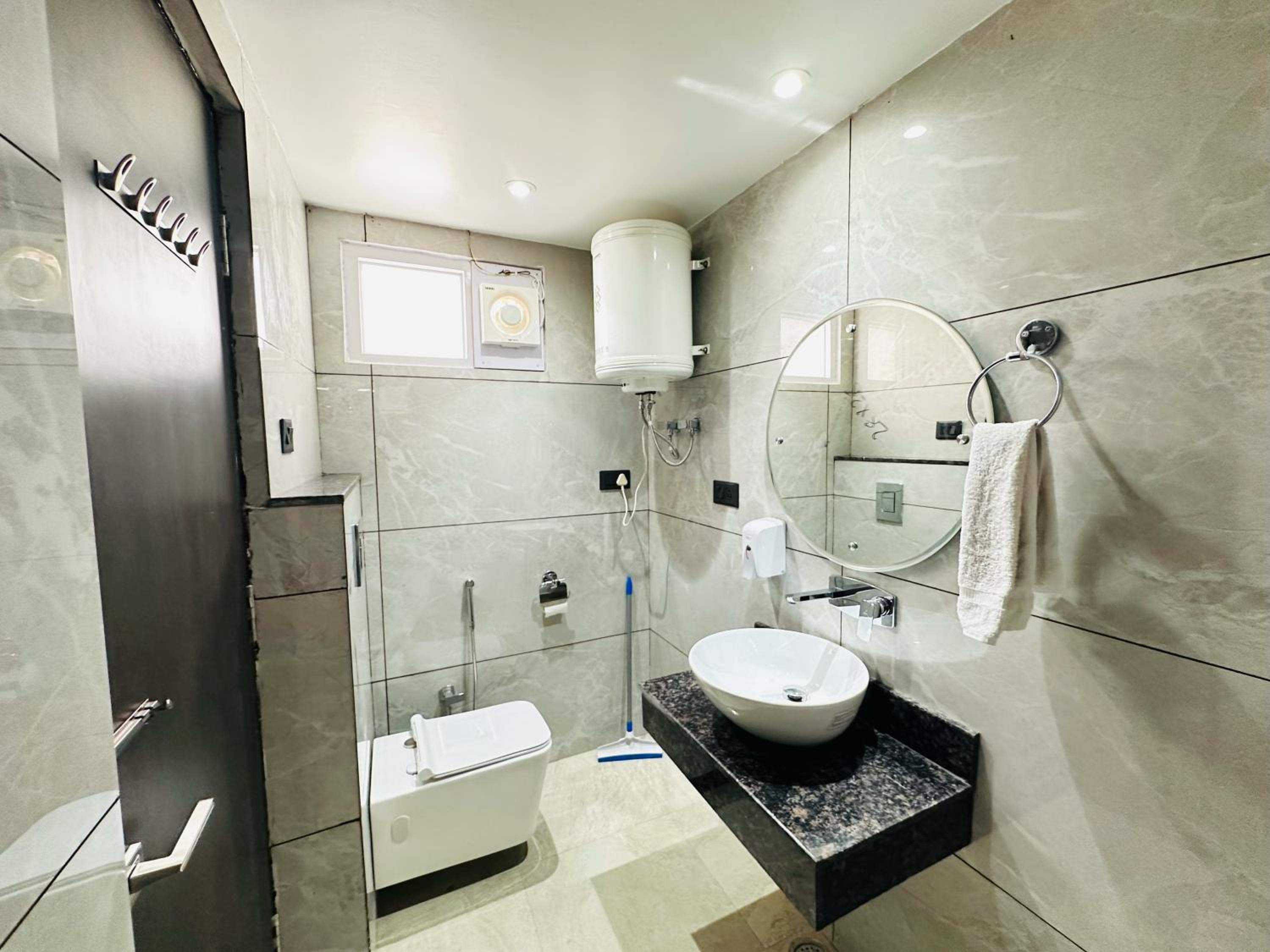 Deluxe Triple Room - Photo 3
