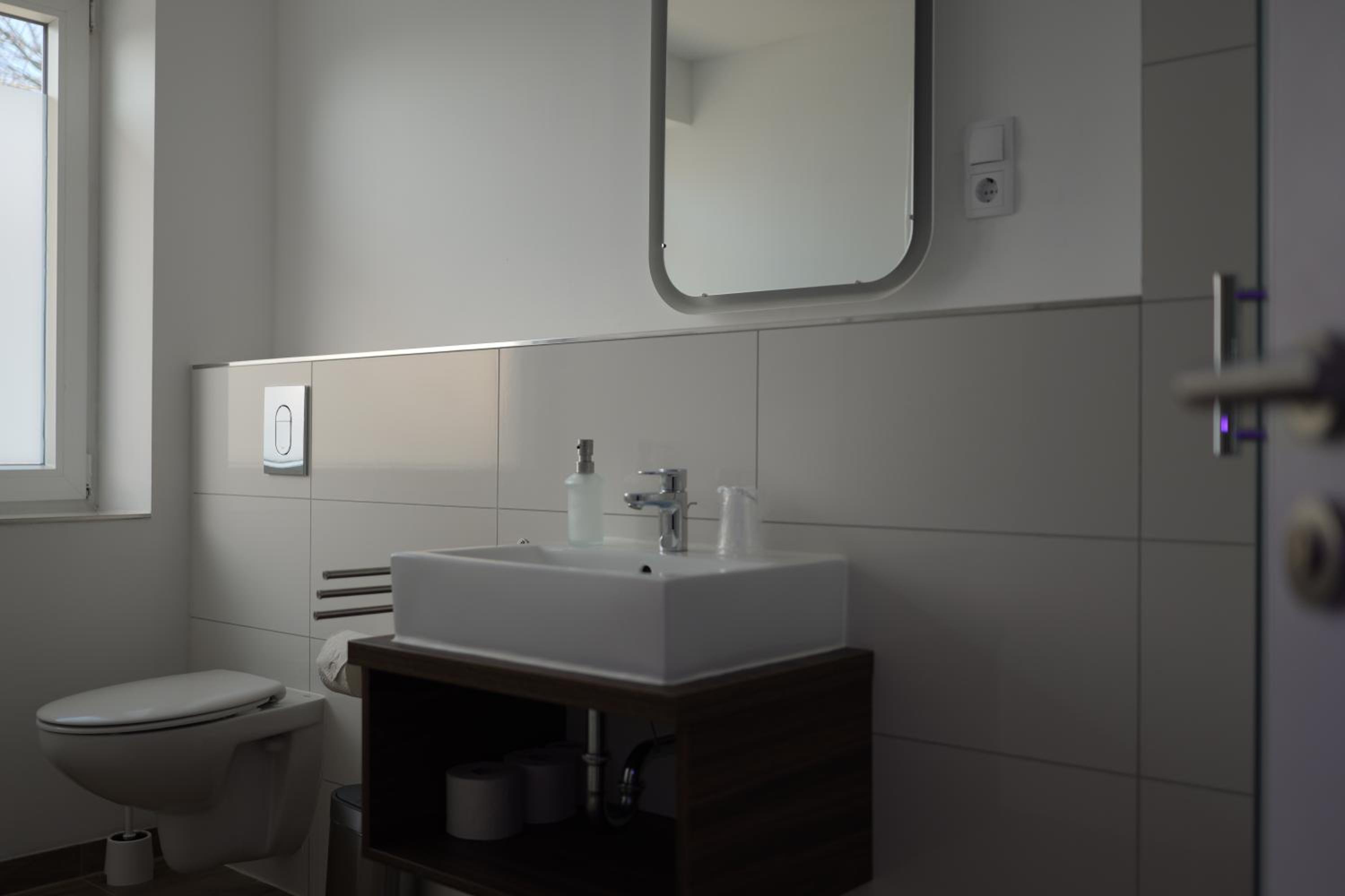 Double or Twin Room - Photo 6