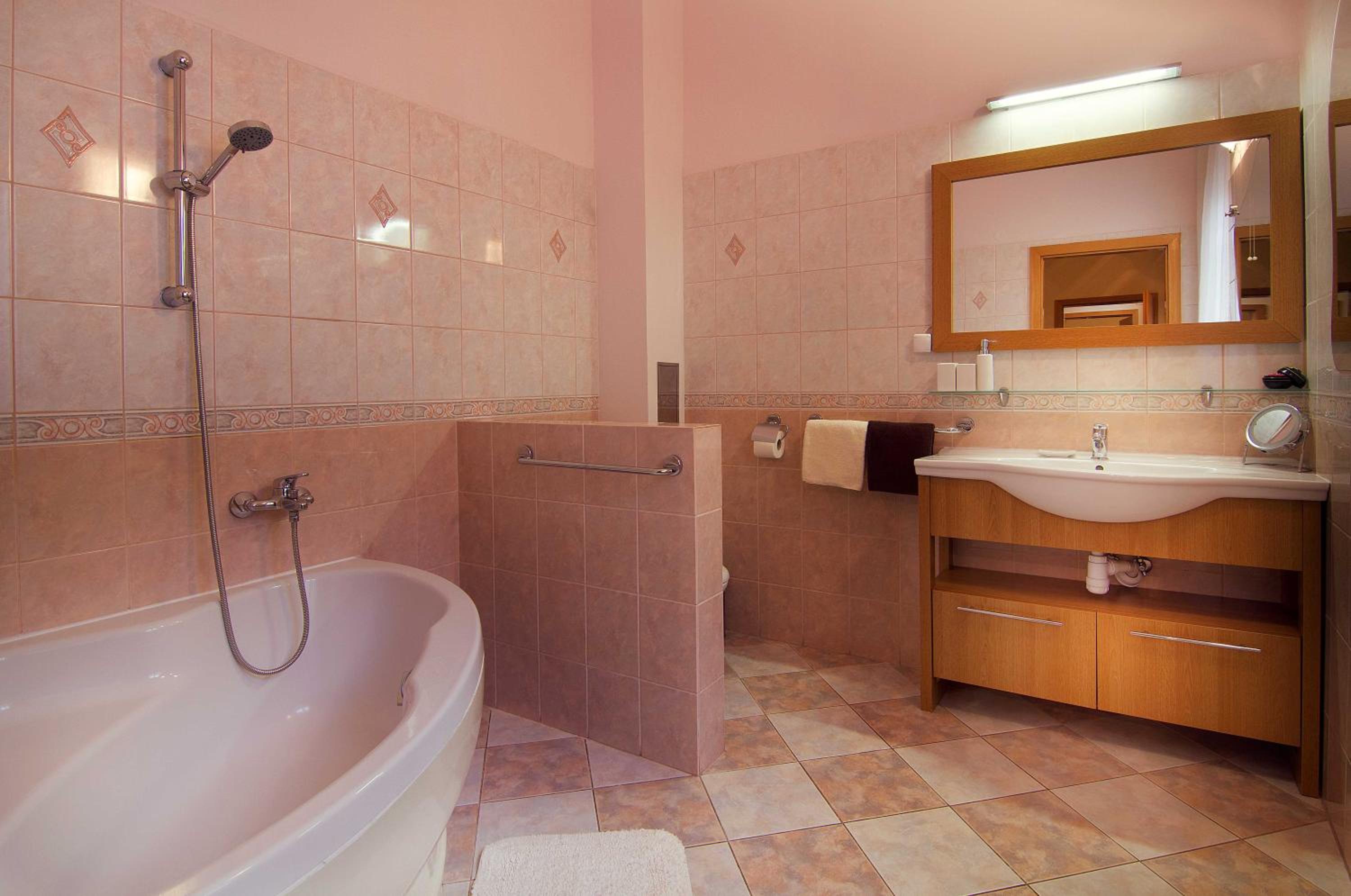 Comfort Apartment - Photo 9