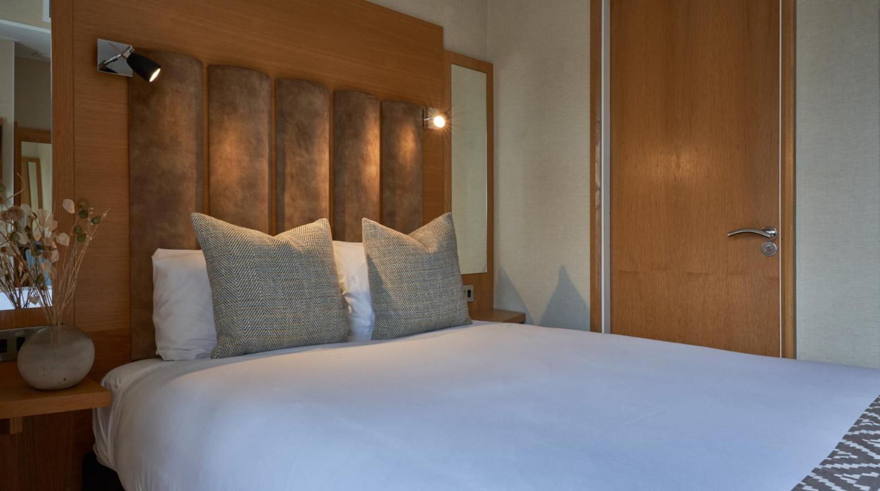 Budget Double Room - Photo 3