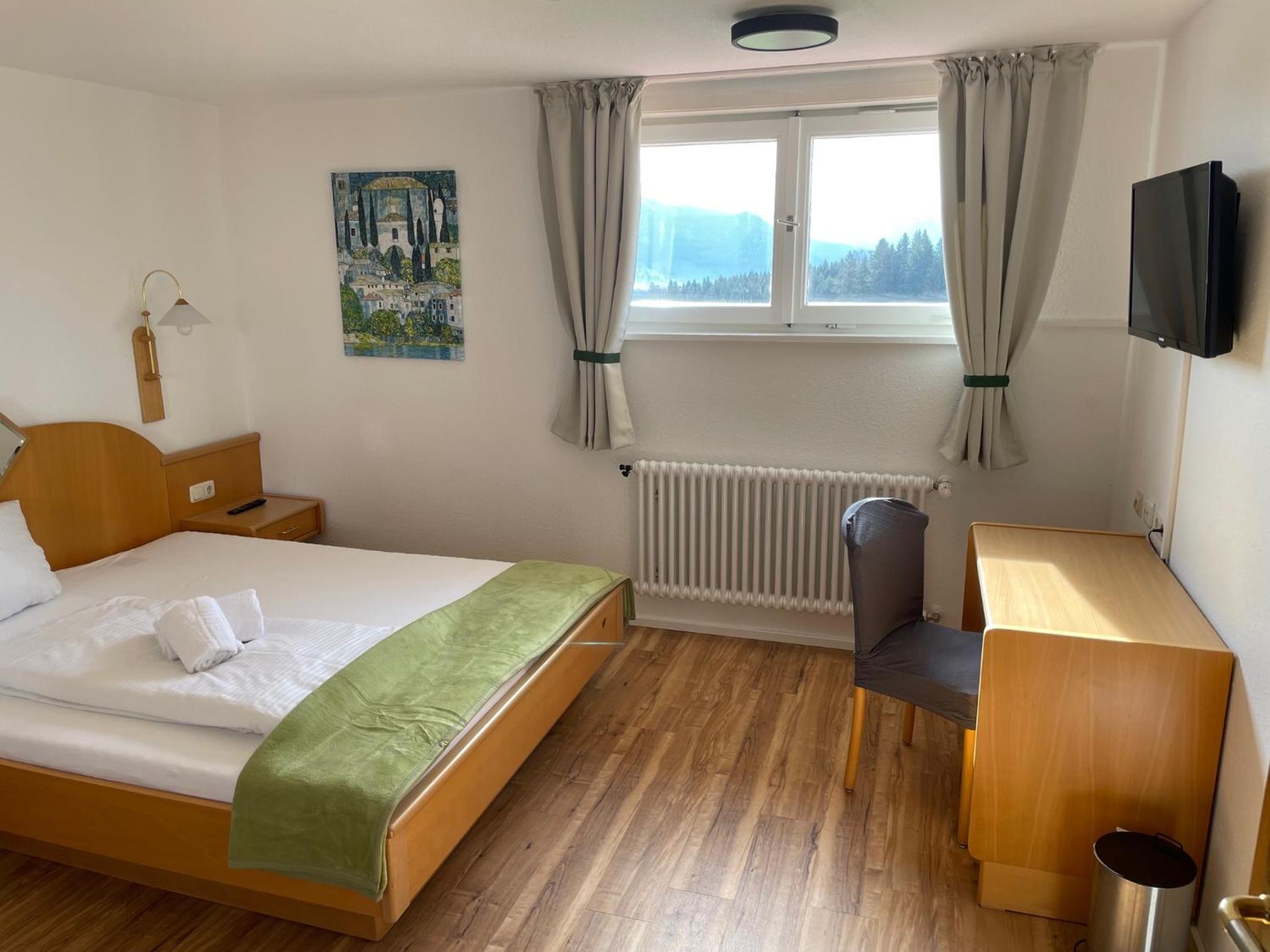 Standard Single Room with Garden View photo 3