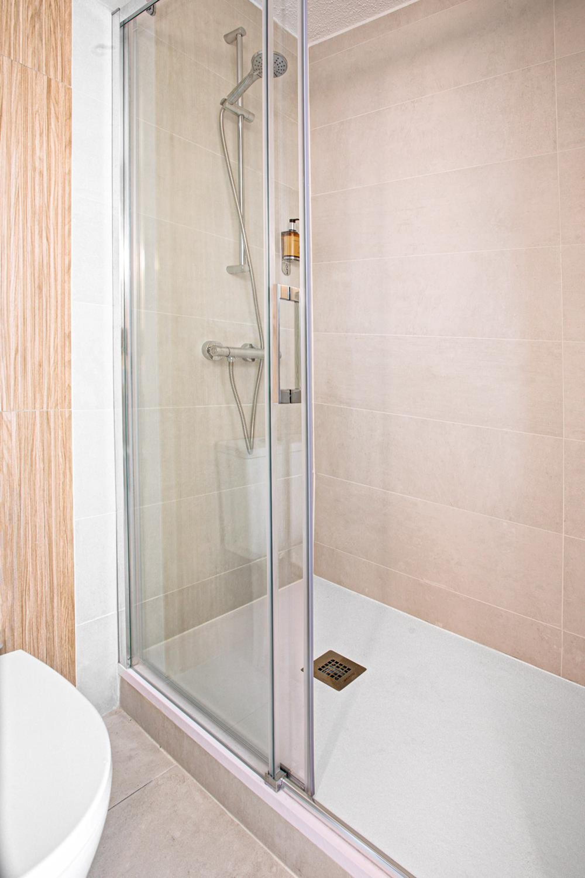 Superior Double Room with Sea View - Photo 3